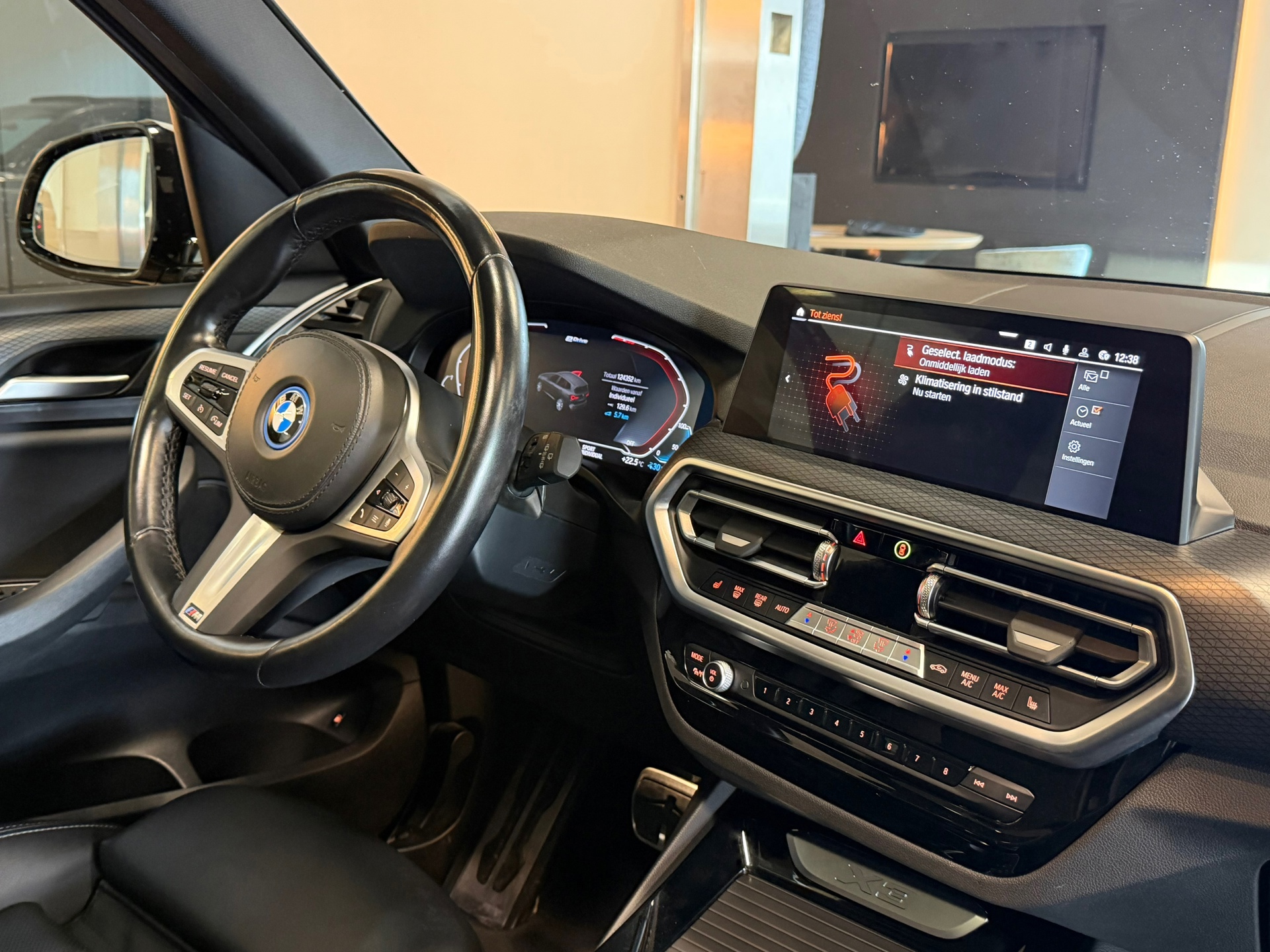 Foto van BMW X3 Xdrive30e