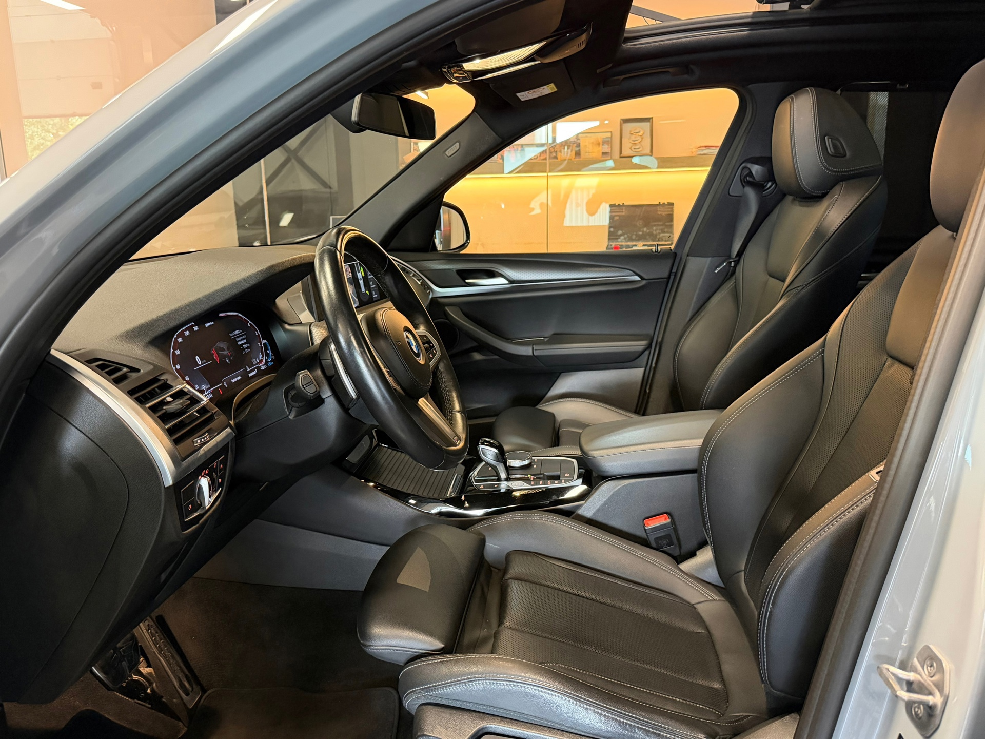 Foto van BMW X3 Xdrive30e