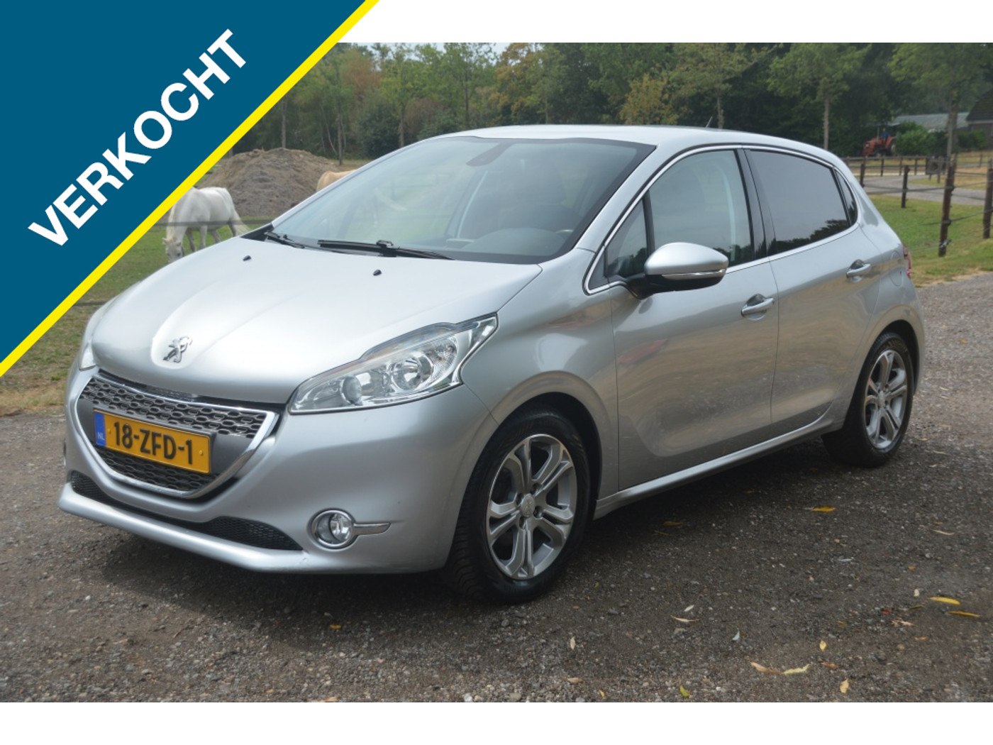 Peugeot 208 1.6 VTi Allure 2012 - voorkant