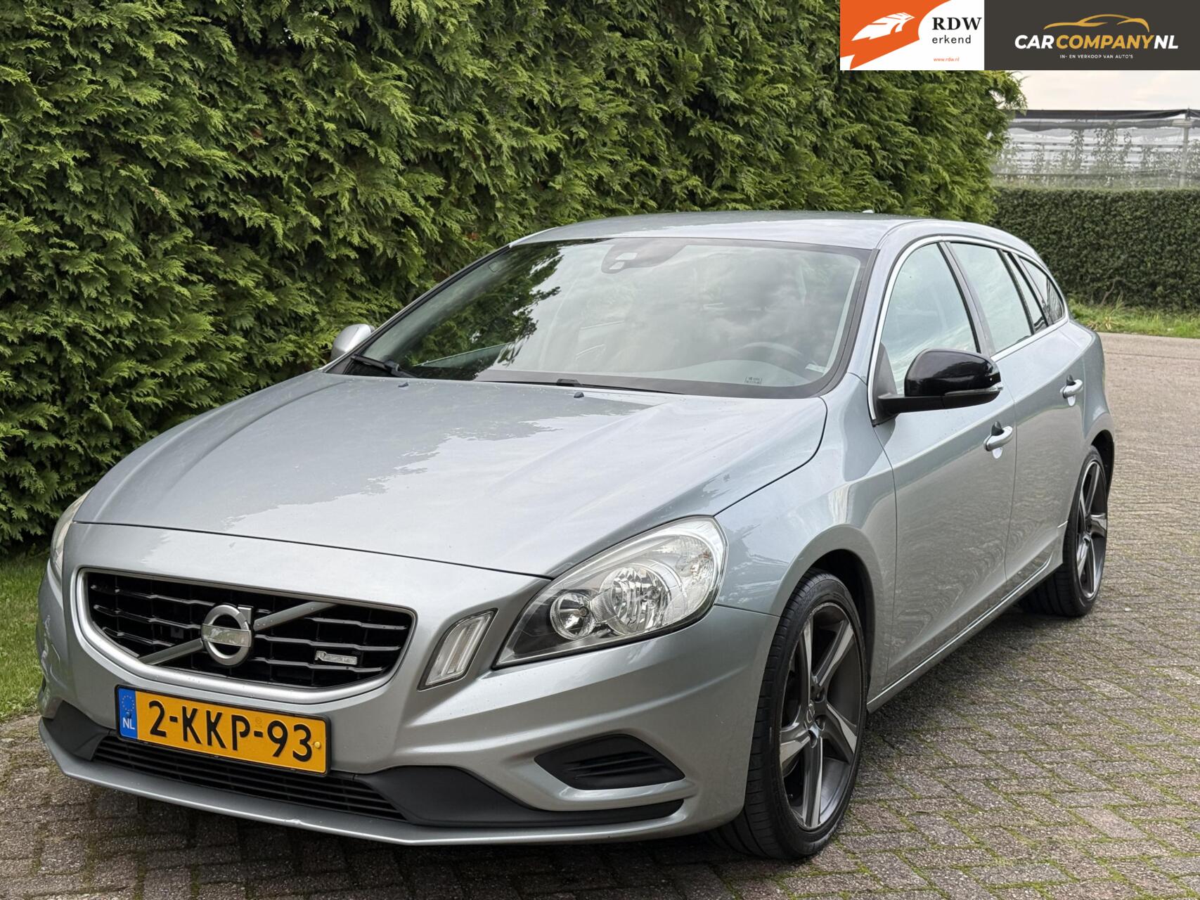 Volvo V60 1.6 |R-Design | Automaat | luxe stoelen 2013 - voorkant