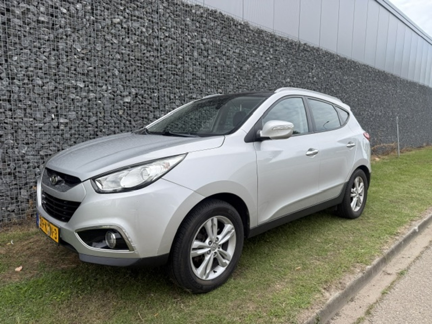 Hyundai Ix35 2.0i Business Edition Kantel dak-Hoge instap! 2010 - voorkant