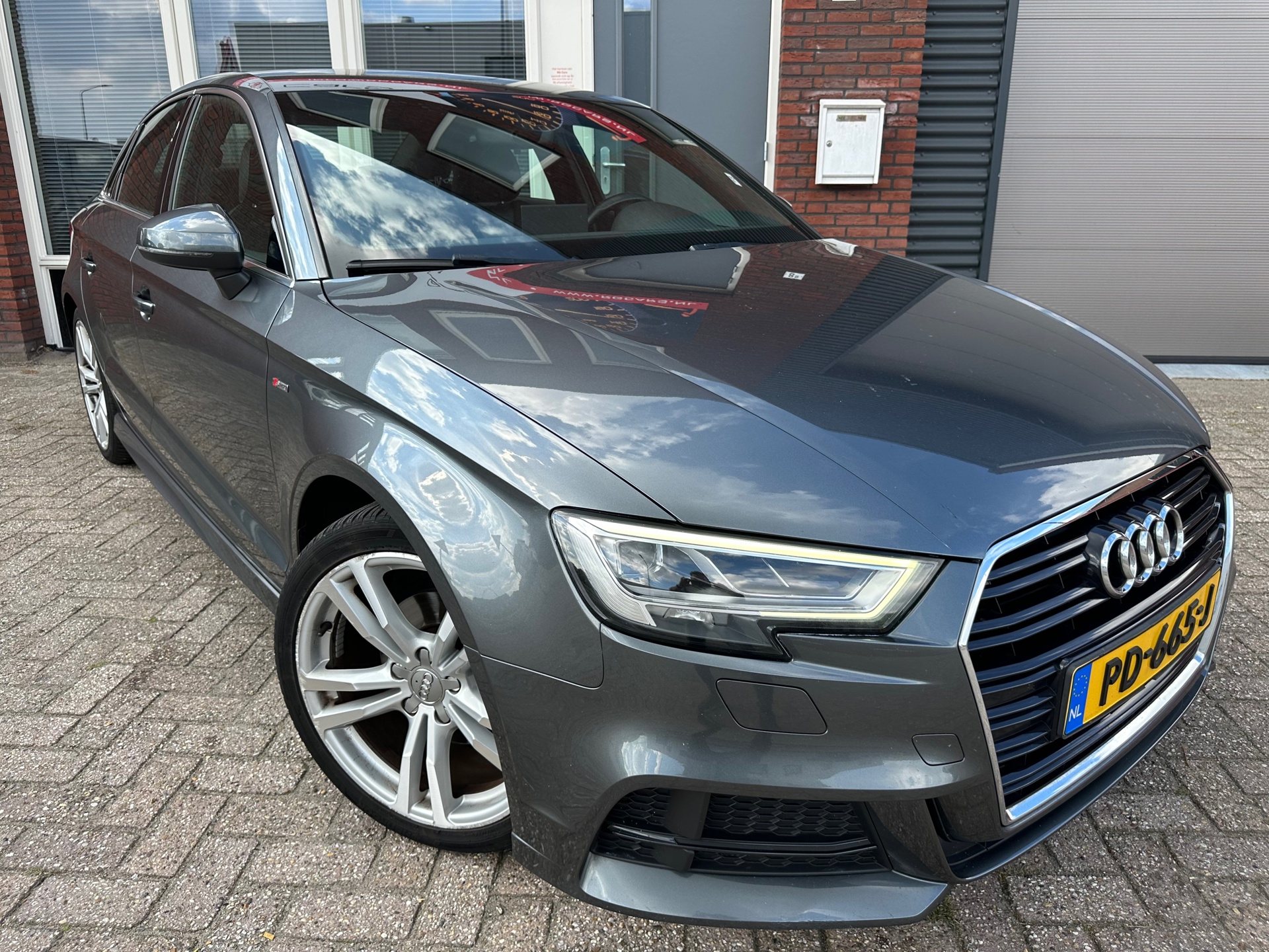 Foto van Audi A3 Limousine