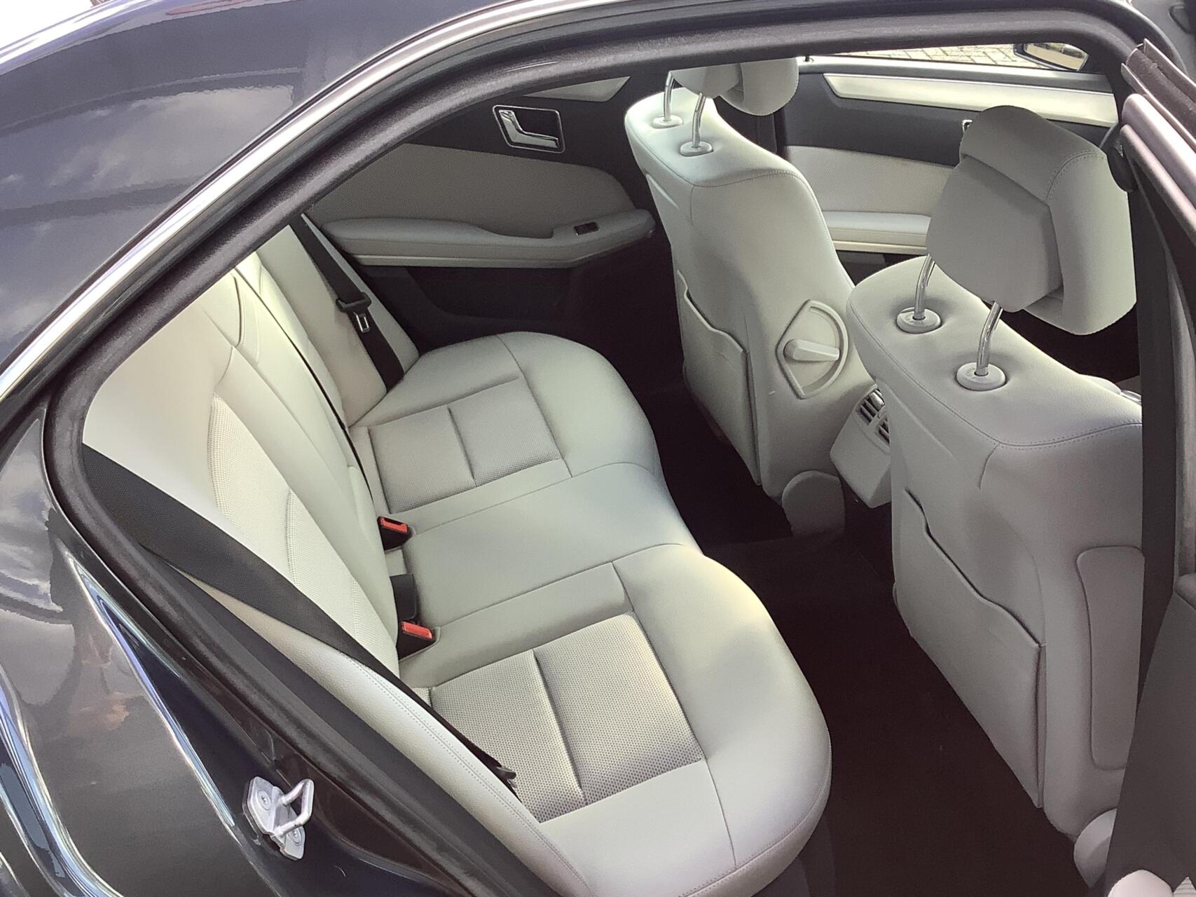 Foto van Mercedes-Benz E 200 Cgi