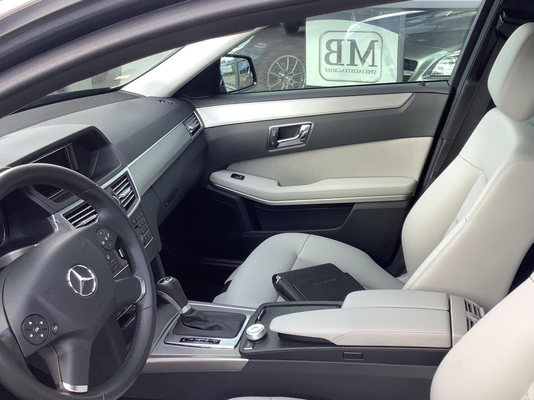 Foto van Mercedes-Benz E 200 Cgi
