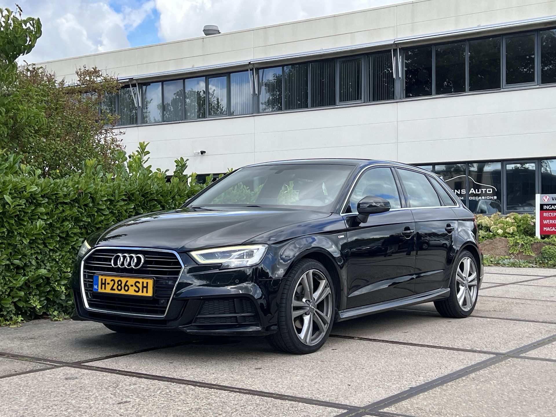 Audi A3 Sportback 1.4 TFSI CoD Sport S Line Edition 2017 - voorkant