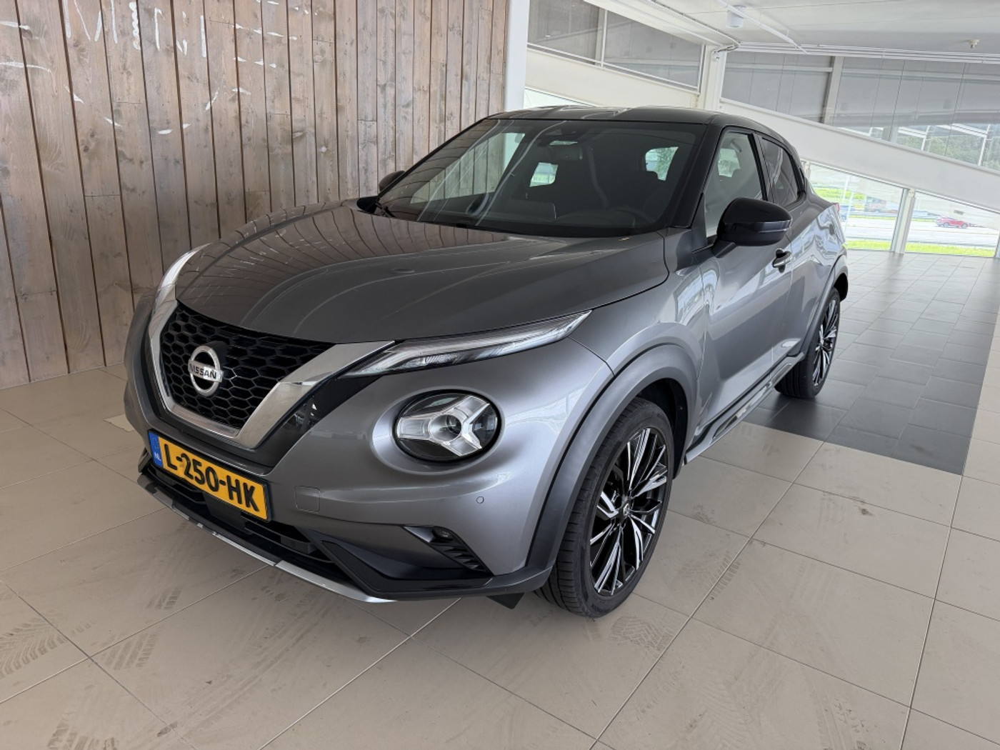 Nissan Nissan Juke 1.0 DIG-T N-Design Apple Carplay/Android/Camera/Led verl. 2021 - voorkant
