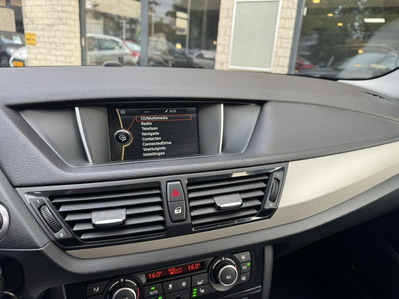 Foto van BMW X1 Sdrive18i