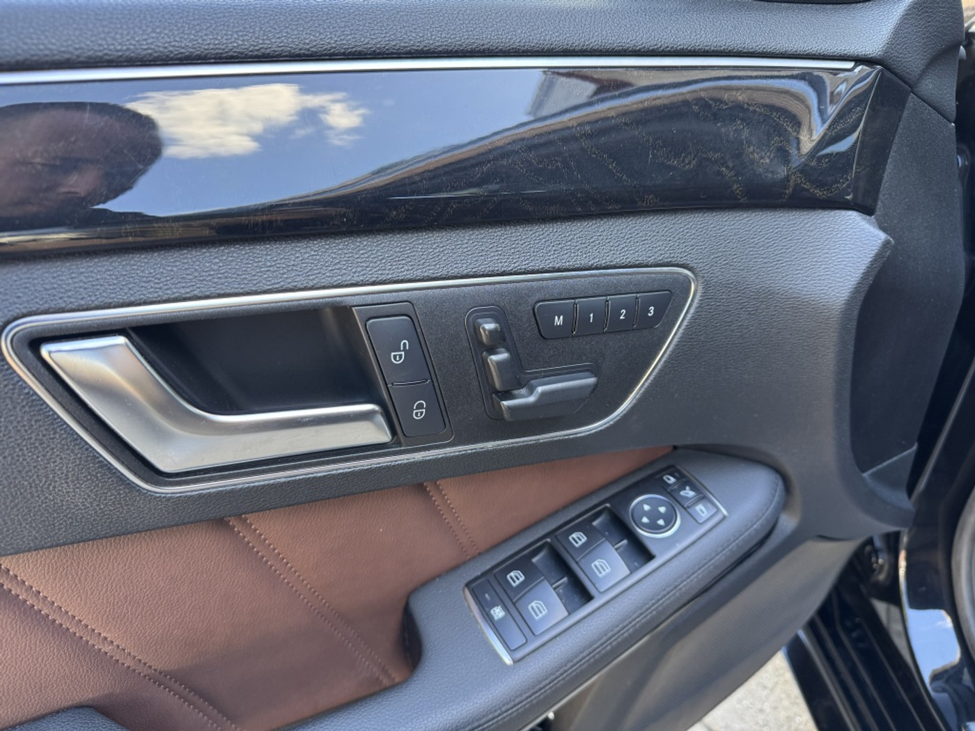 Foto van Mercedes-Benz E 500