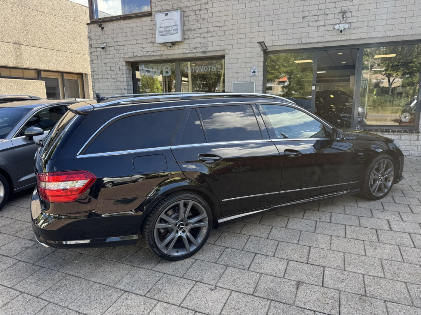 Foto van Mercedes-Benz E 500