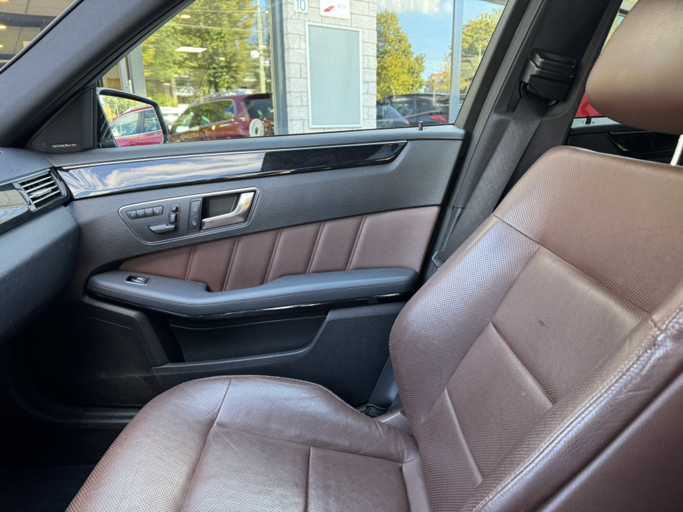 Foto van Mercedes-Benz E 500
