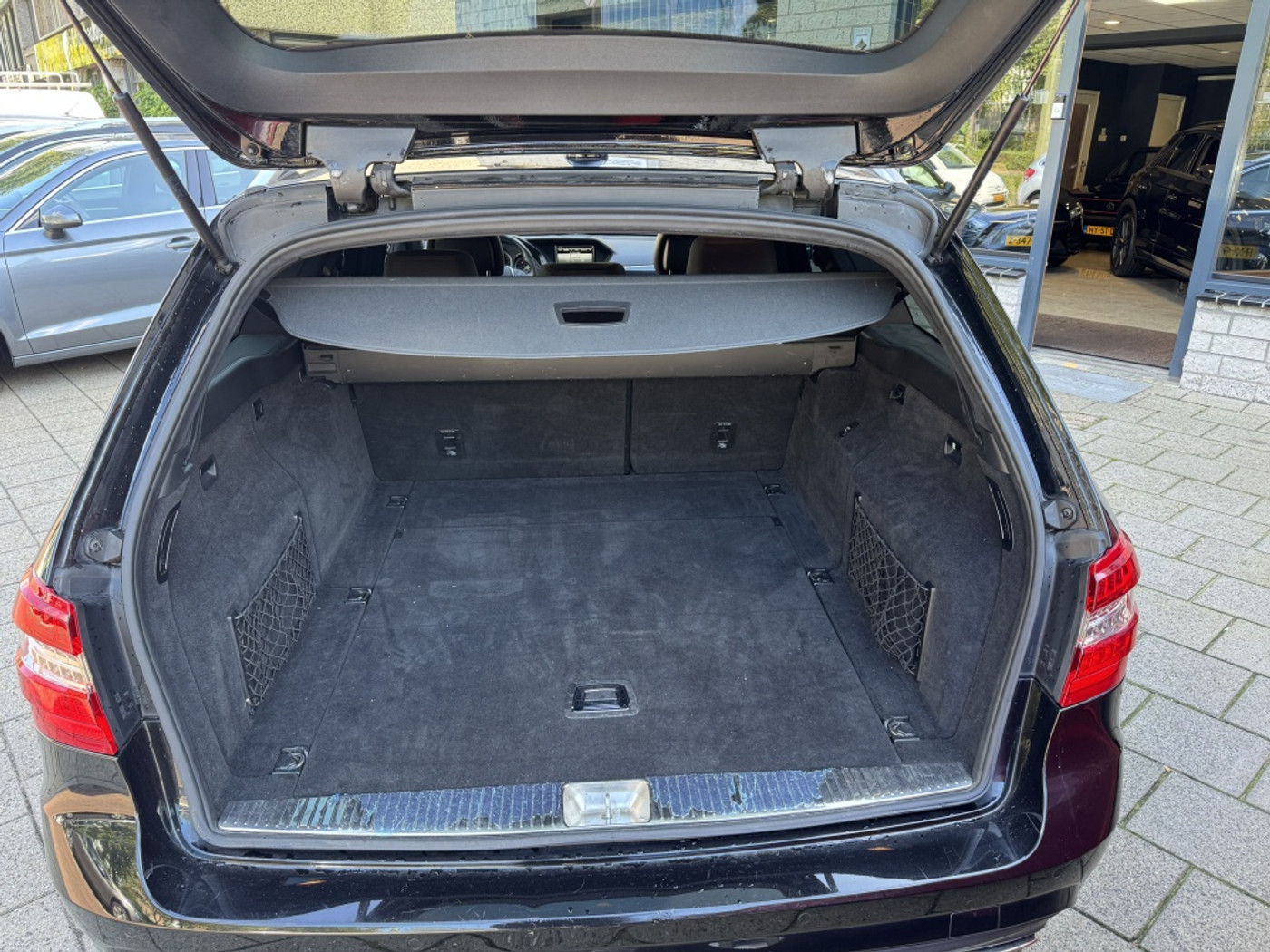 Foto van Mercedes-Benz E 500
