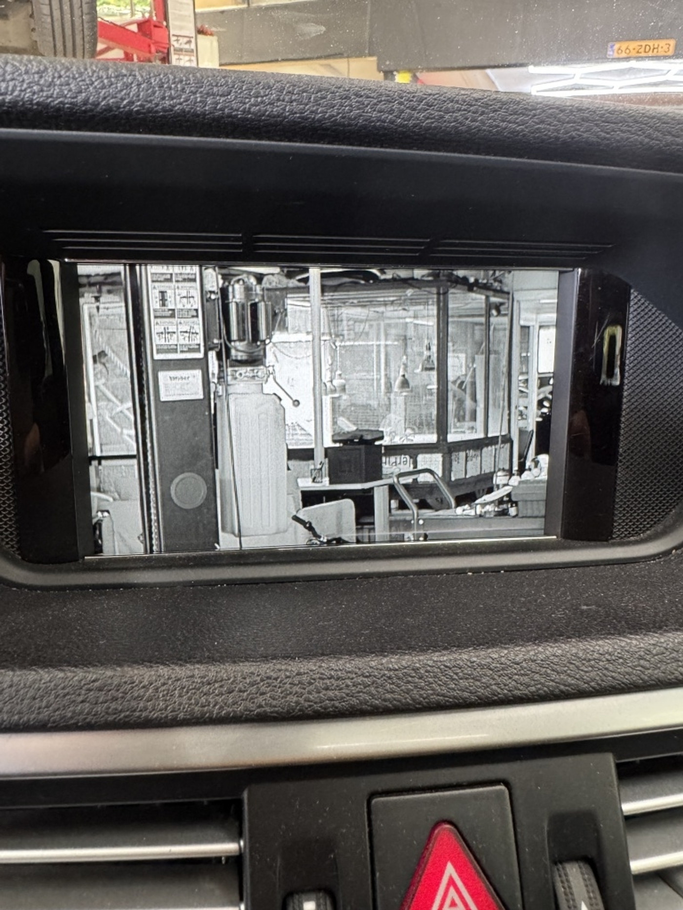 Foto van Mercedes-Benz E 500