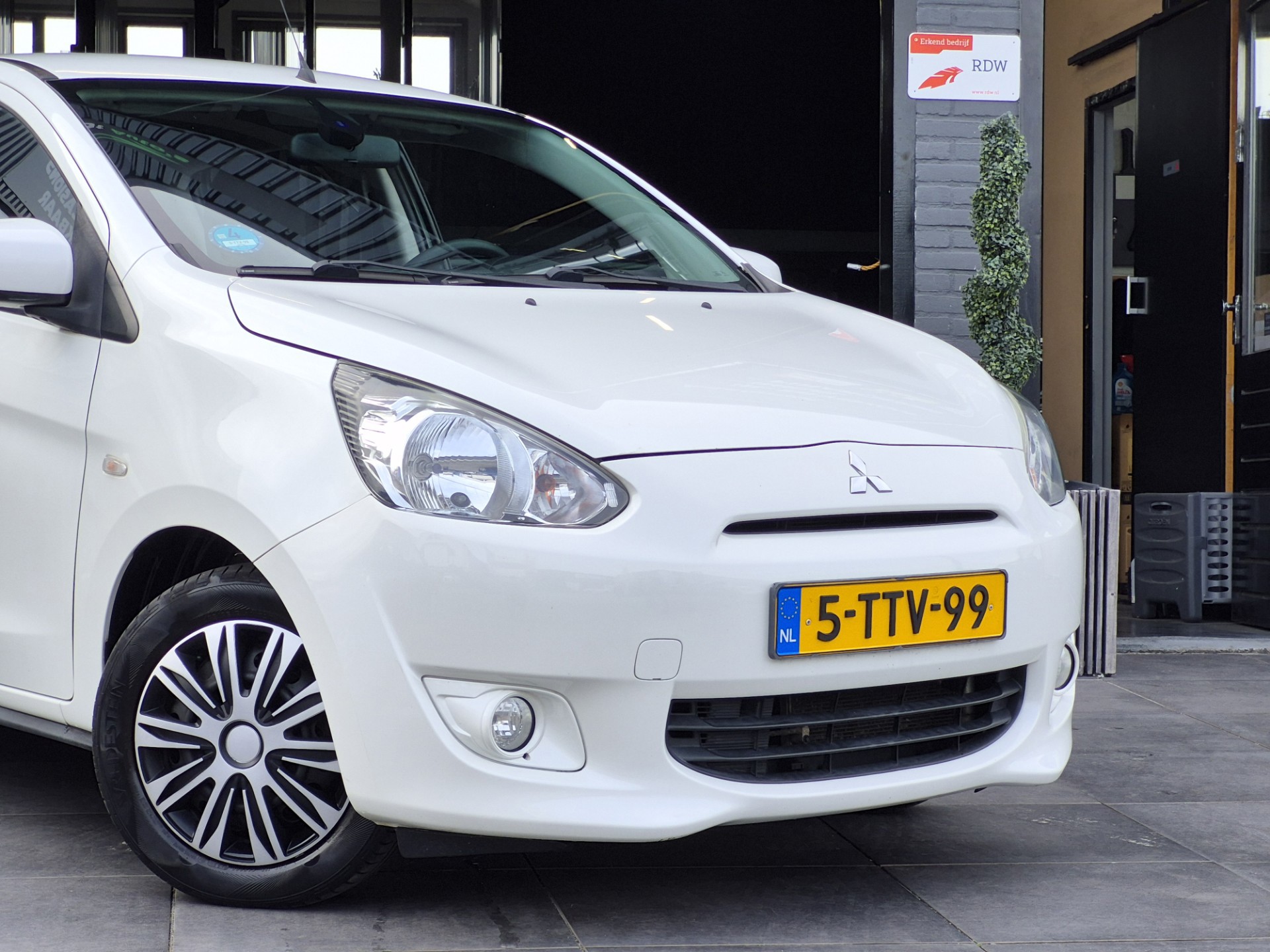 Foto van Mitsubishi Mitsubishi Space Star