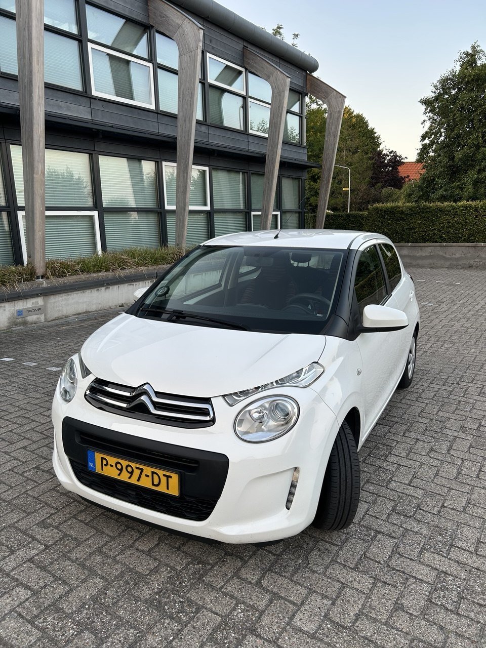 Citroen C1 1.0 VTi Elle 2019 - voorkant
