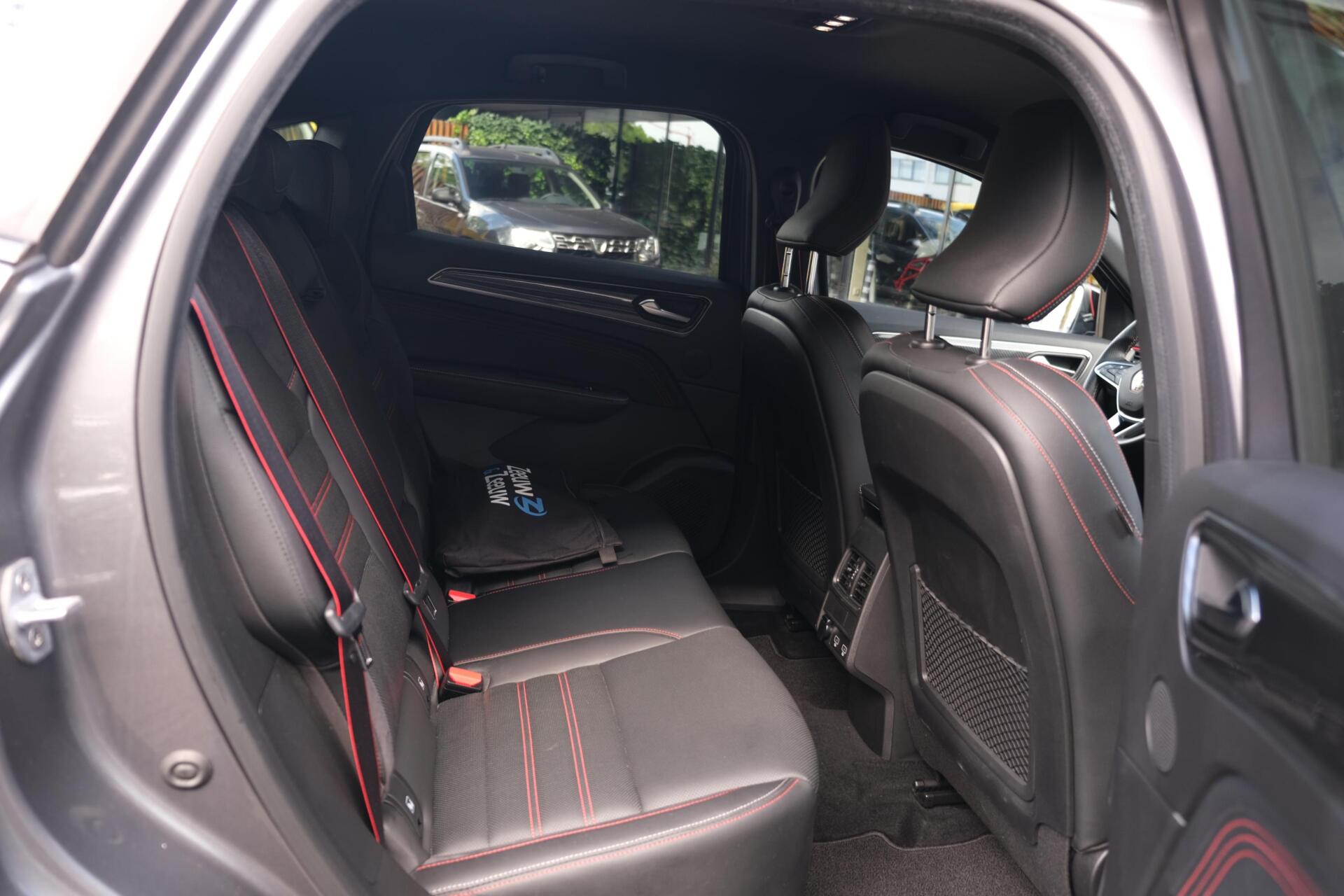 Foto van Renault Arkana E-tech