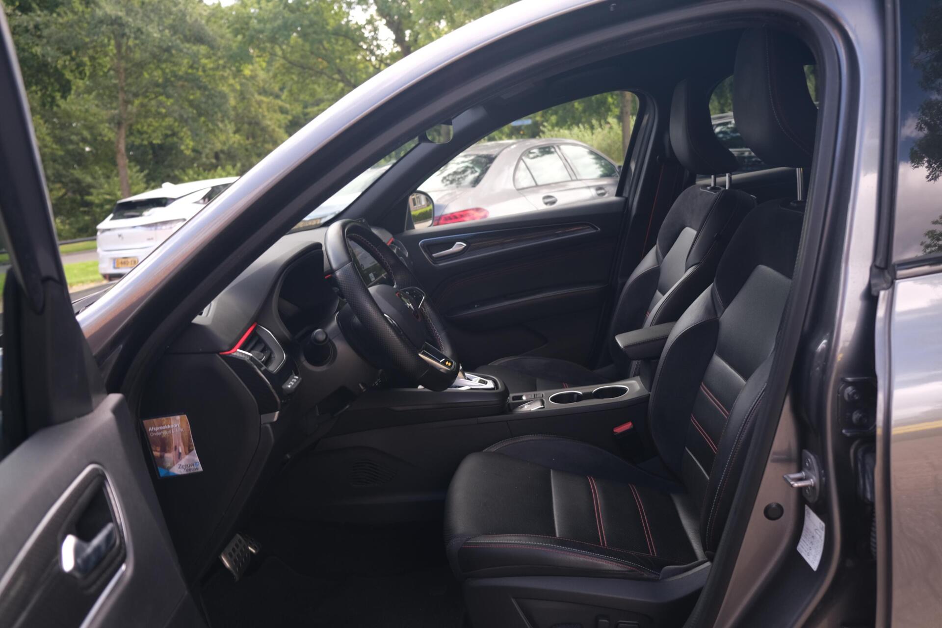 Foto van Renault Arkana E-tech