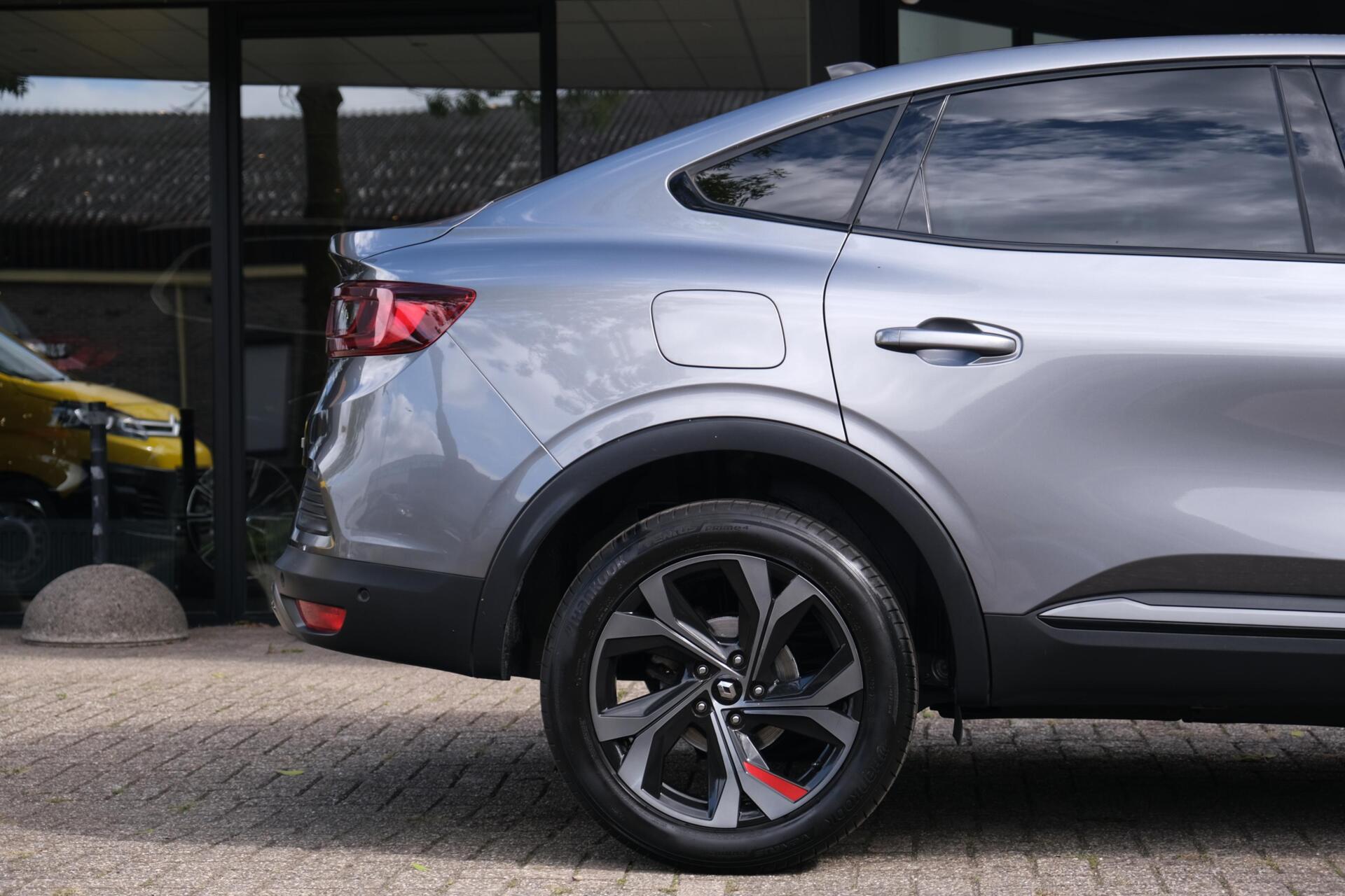 Foto van Renault Arkana E-tech