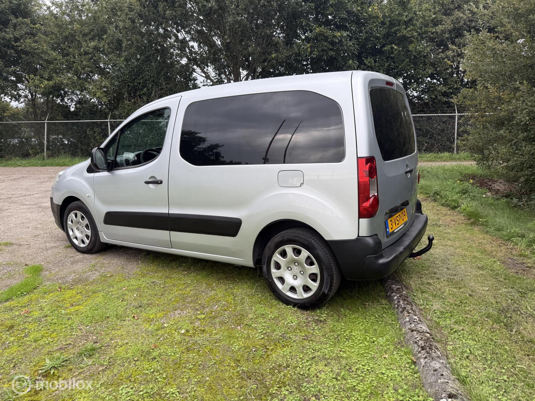 Foto van Peugeot Partner