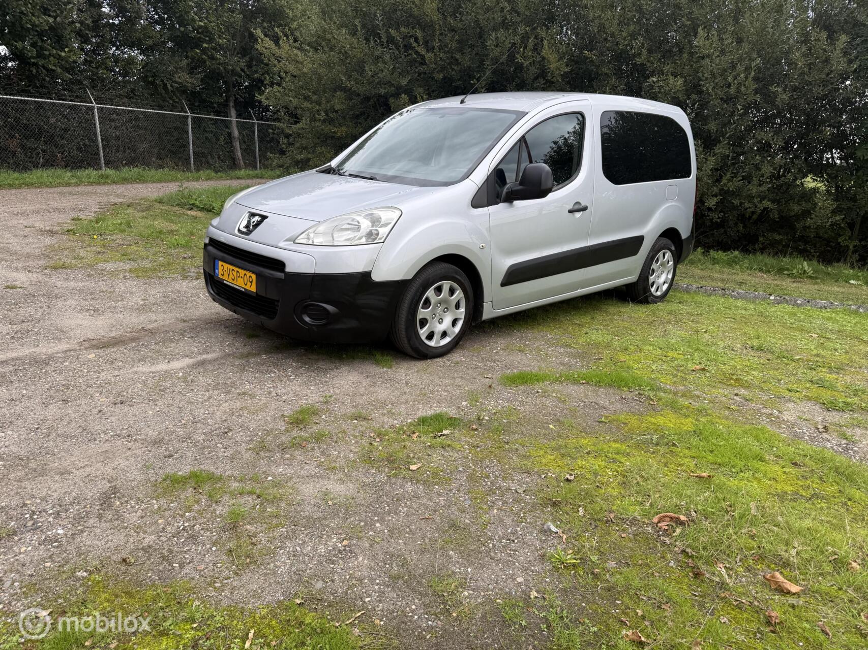 Foto van Peugeot Partner