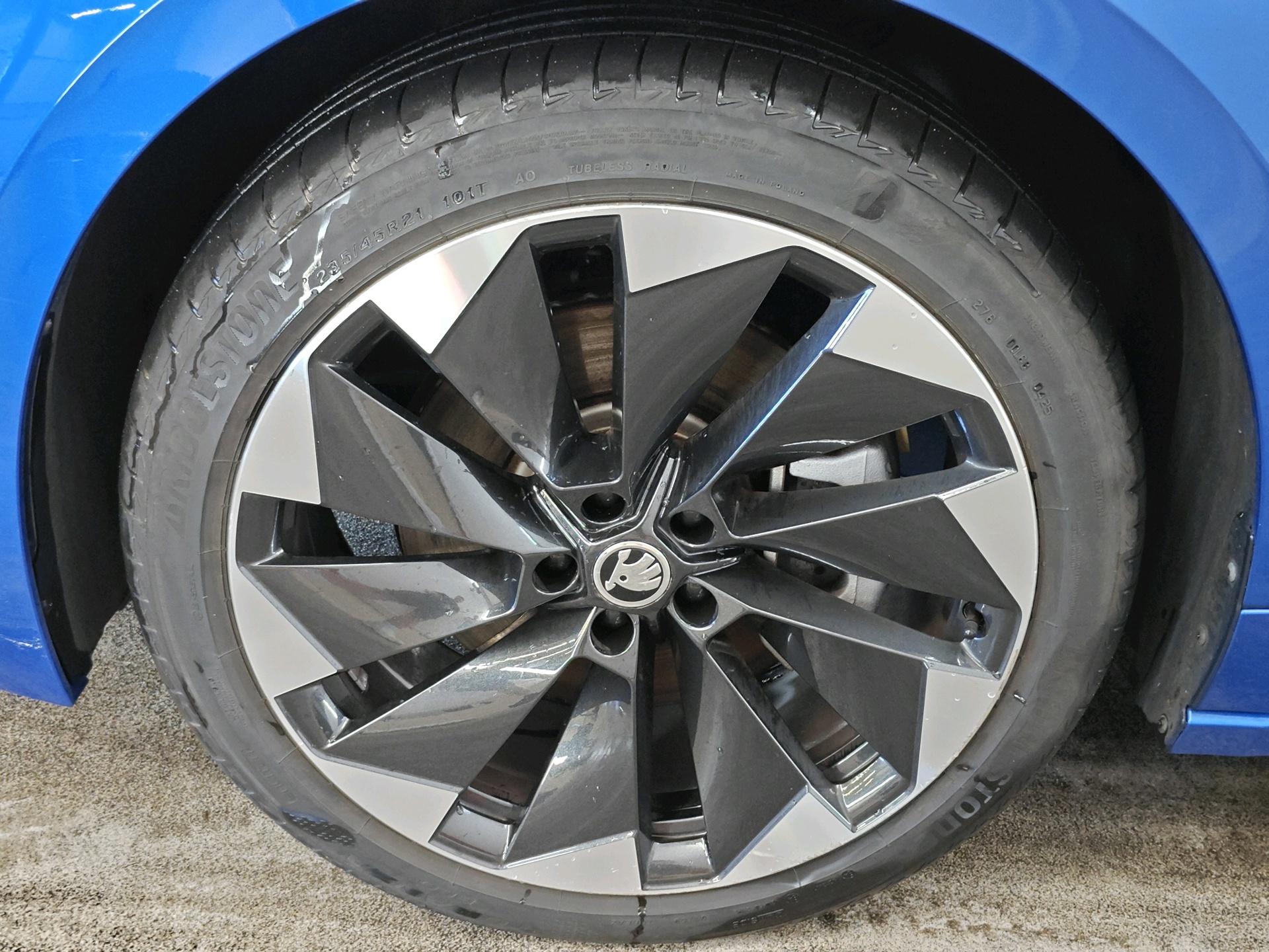 Foto van Skoda Enyaq 80