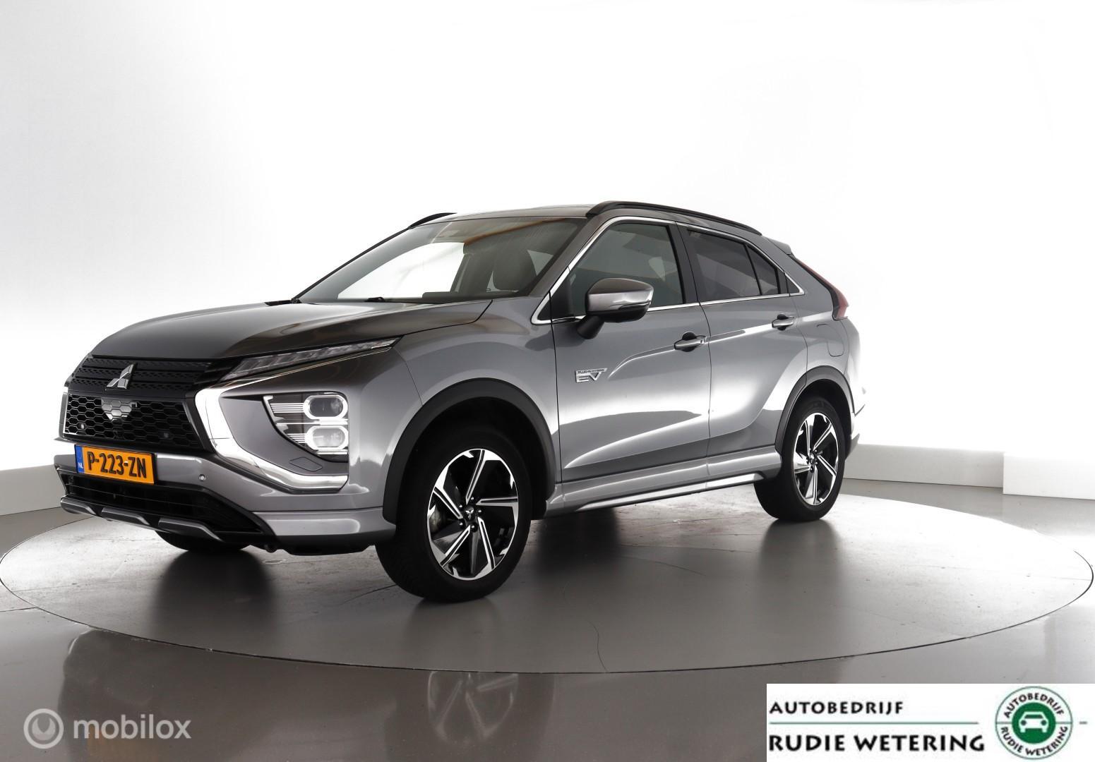 Mitsubishi Mitsubishi Eclipse Cross 2.4 PHEV 188PK 4WD Executive trekhaak|leer|led|cam|acc|ecc|lmv18 2022 - voorkant