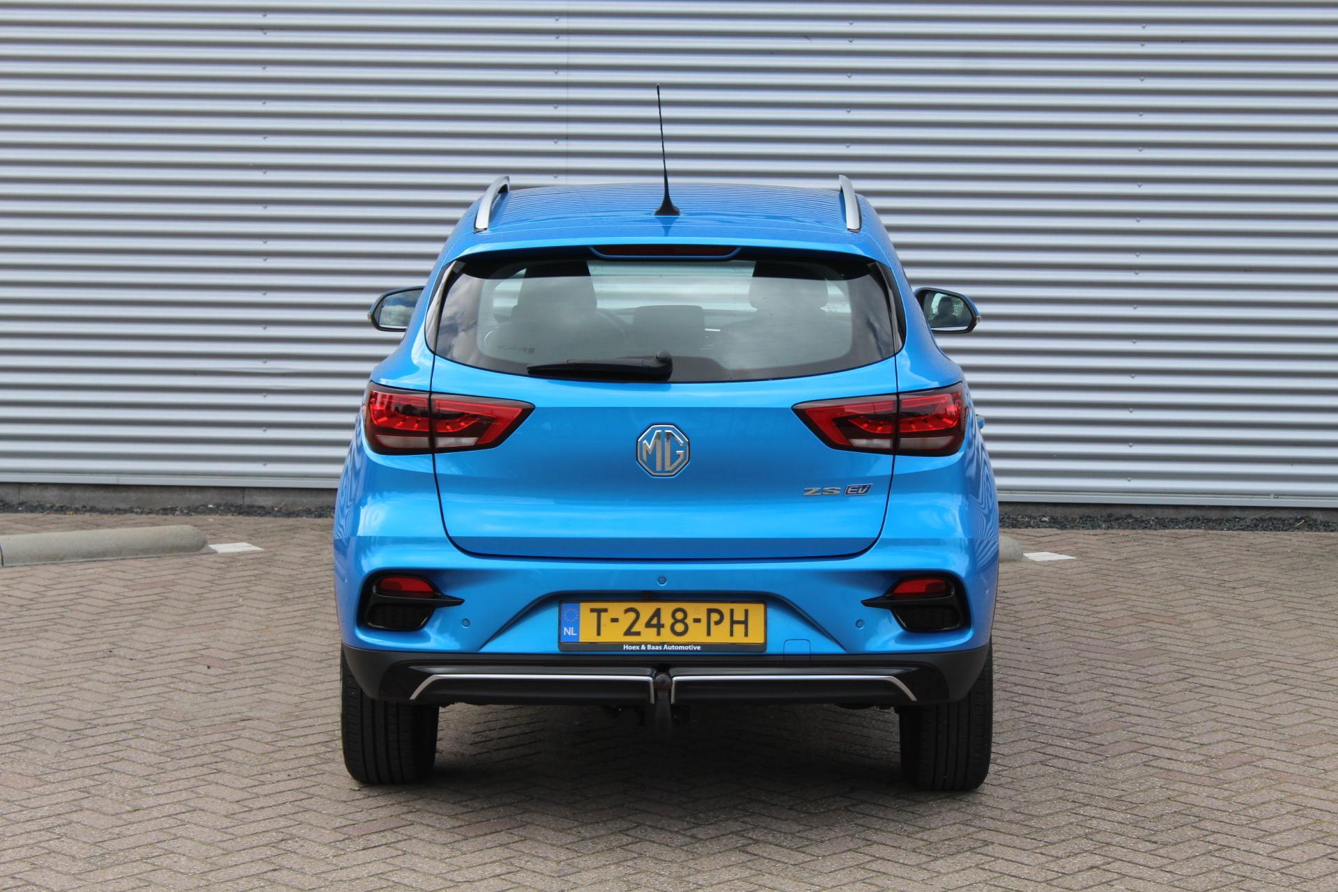 Foto van MG MG ZS Ev