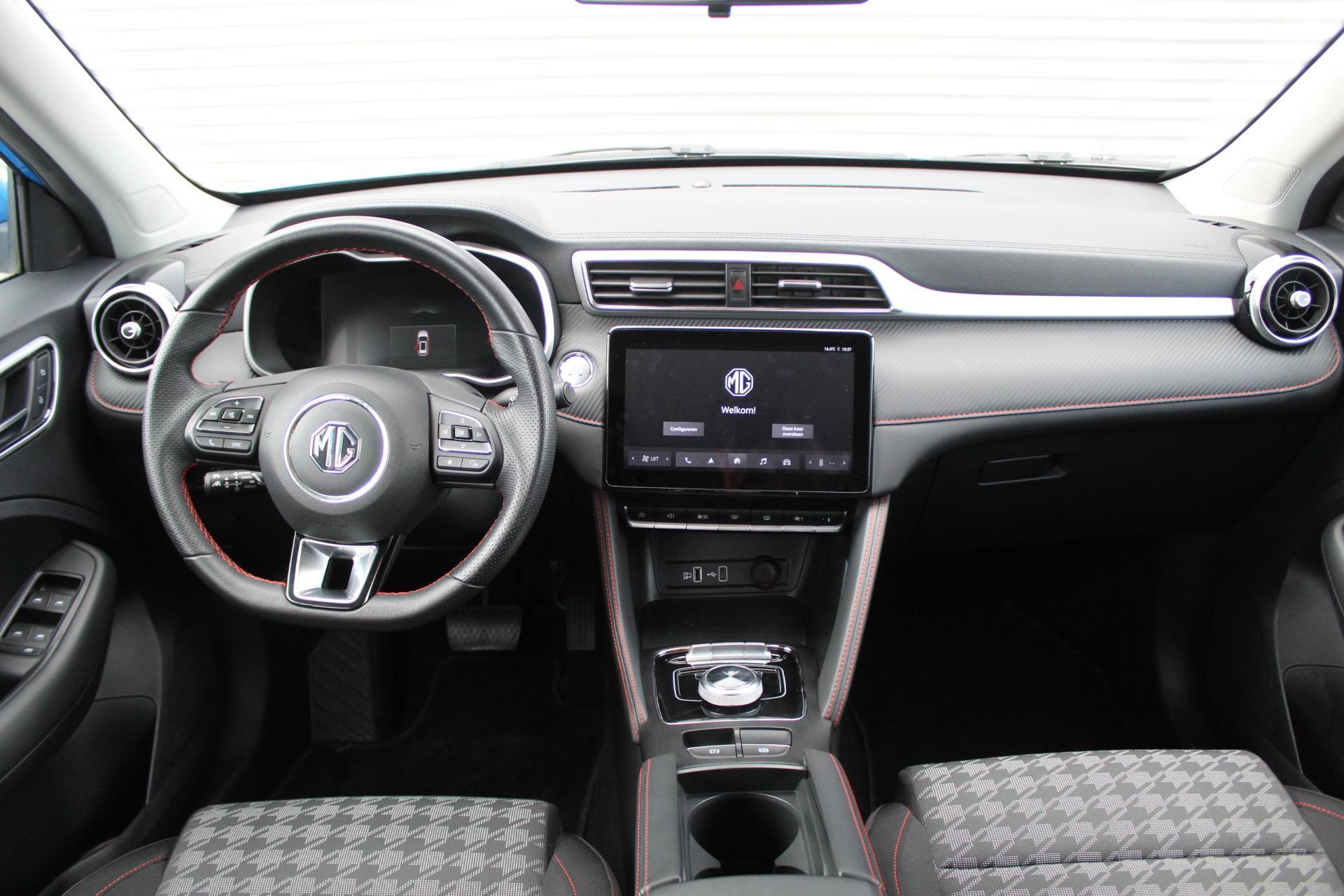 Foto van MG MG ZS Ev