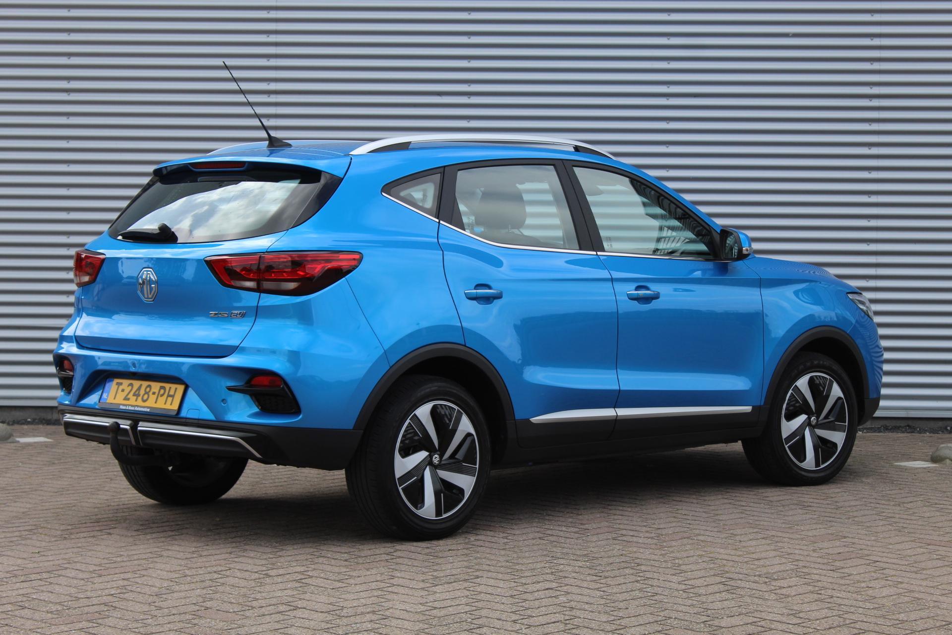 Foto van MG MG ZS Ev