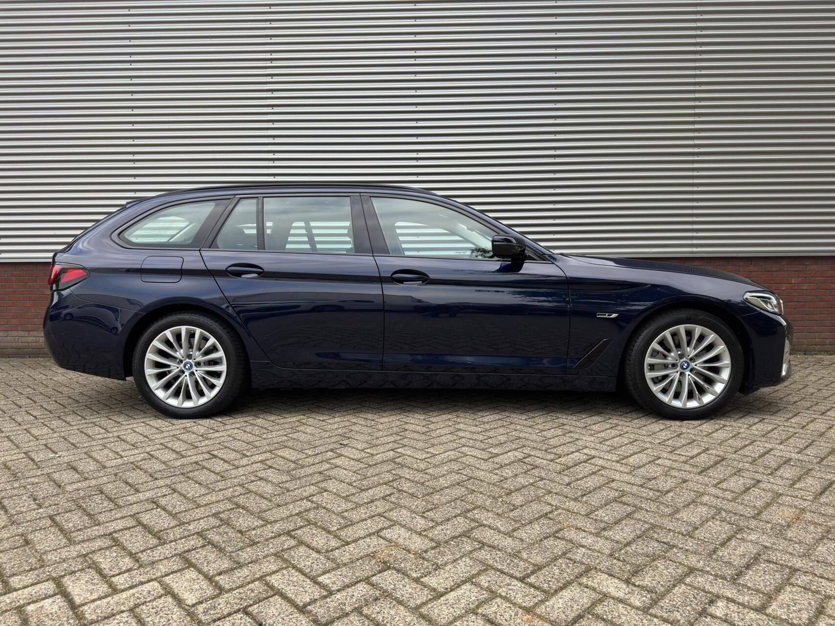 Foto van BMW 530e