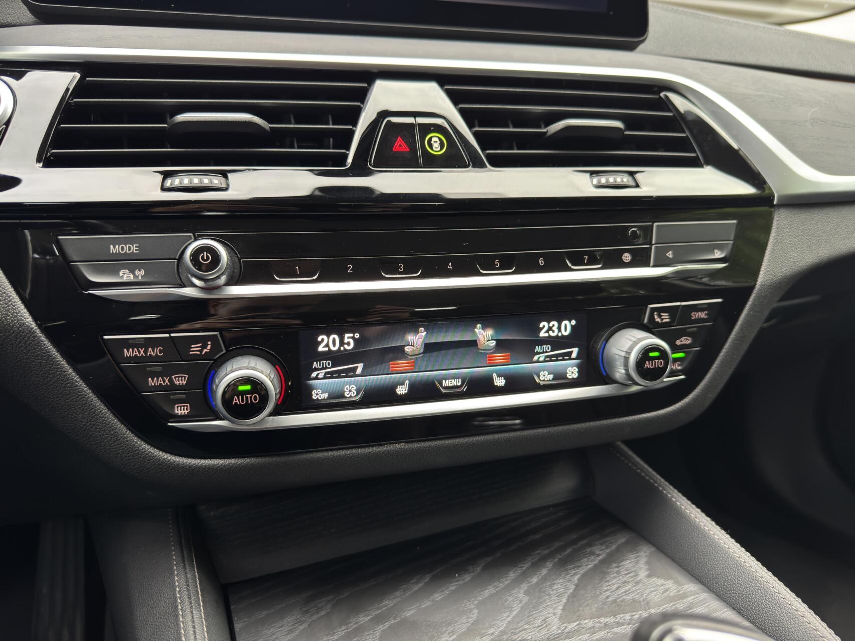 Foto van BMW 530e