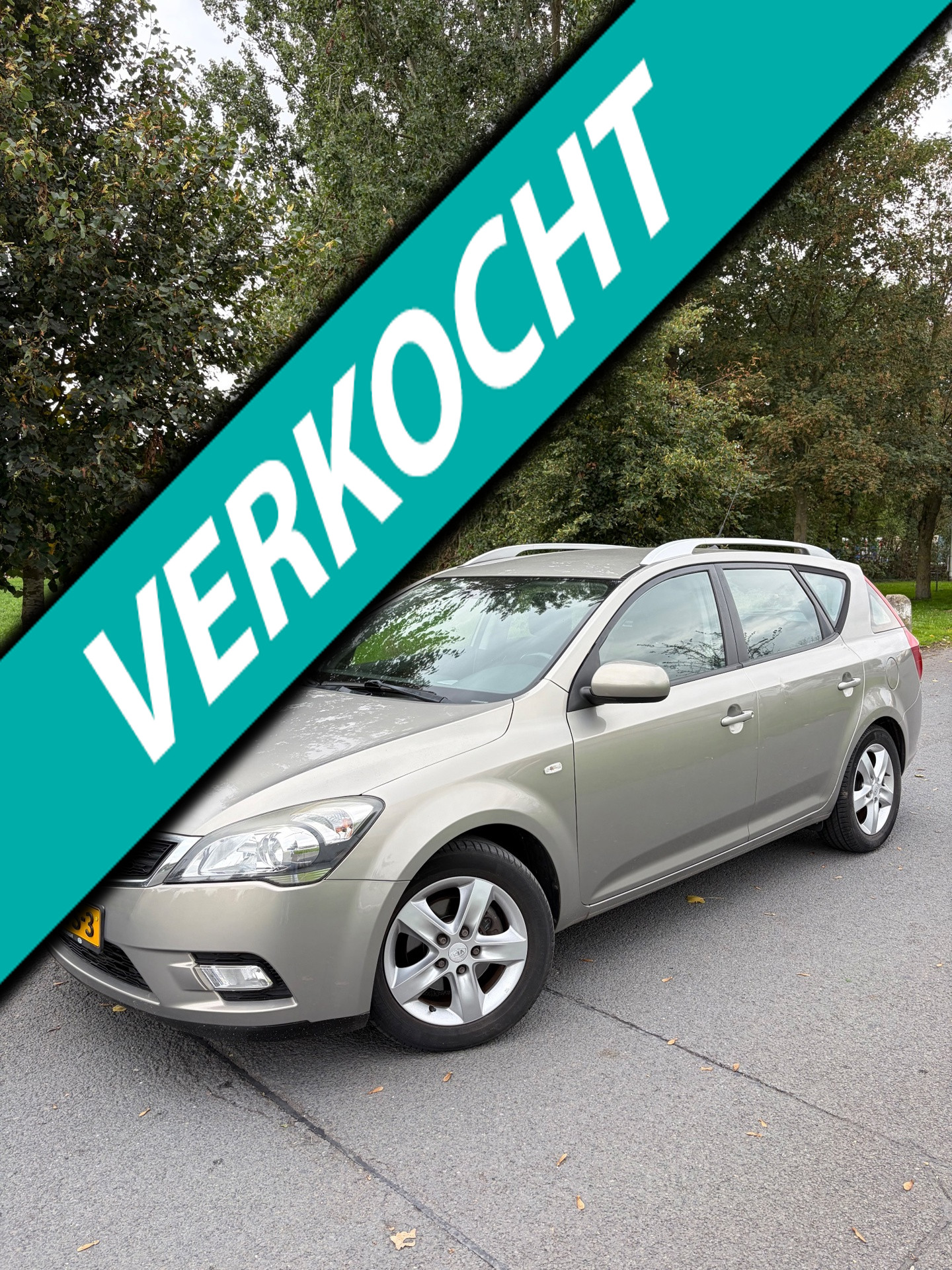 Kia Cee D 1.4 CVVT Seven, NAP|Airco|Aux 2011 - voorkant