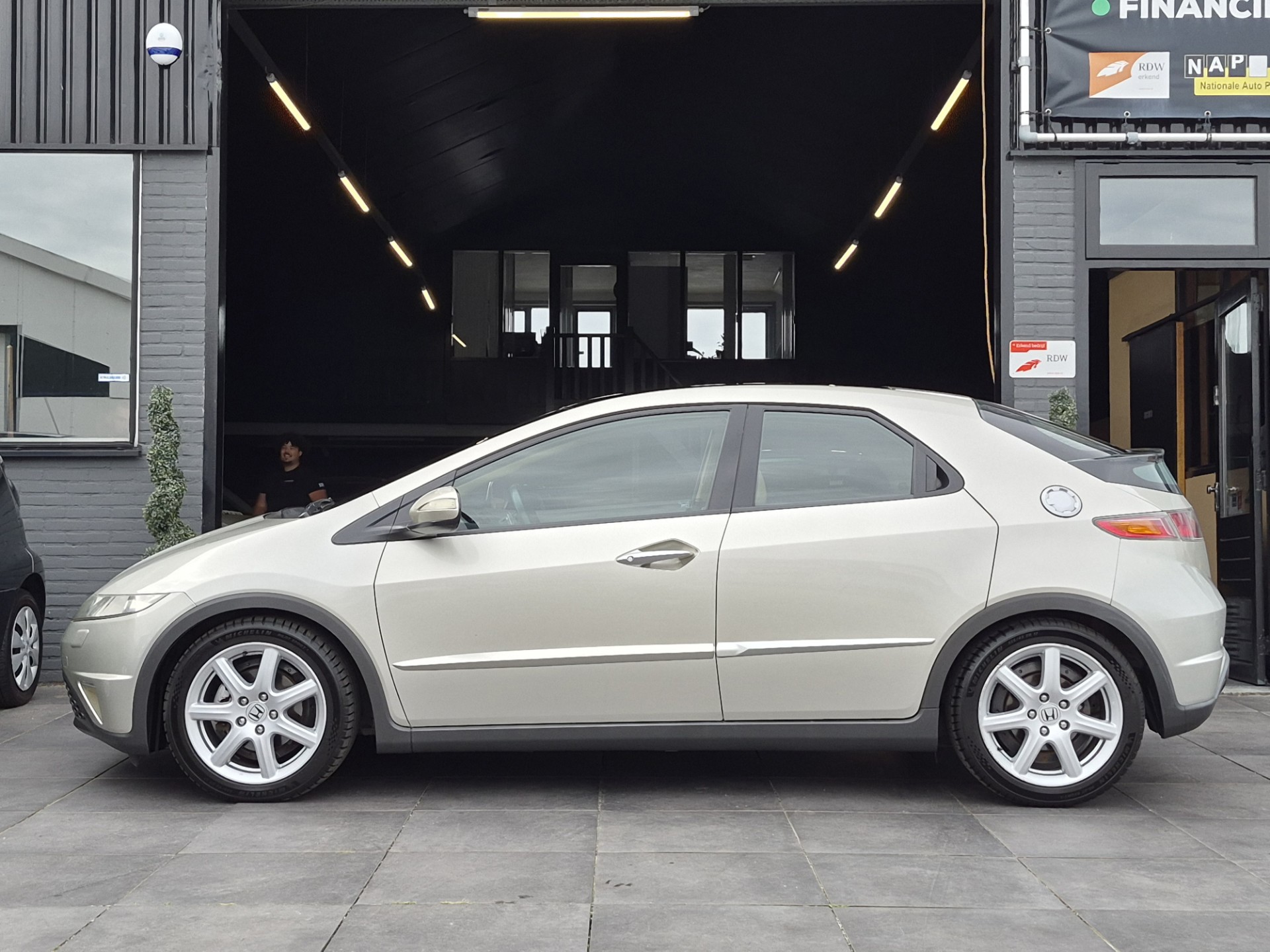 Foto van Honda Civic 5 DR