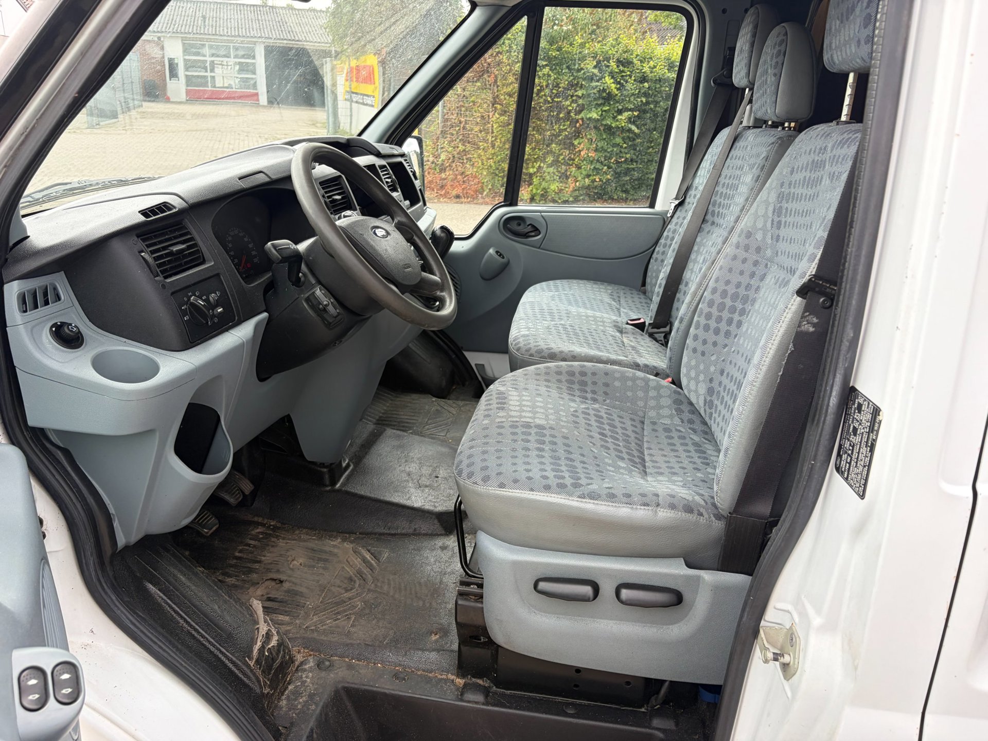 Foto van Ford Transit 280m FD Van 85 LR 4.23