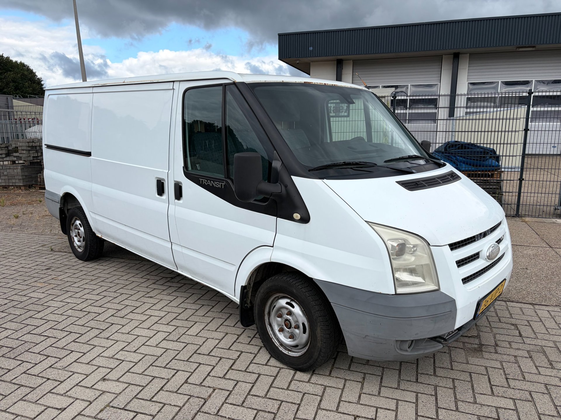 Foto van Ford Transit 280m FD Van 85 LR 4.23