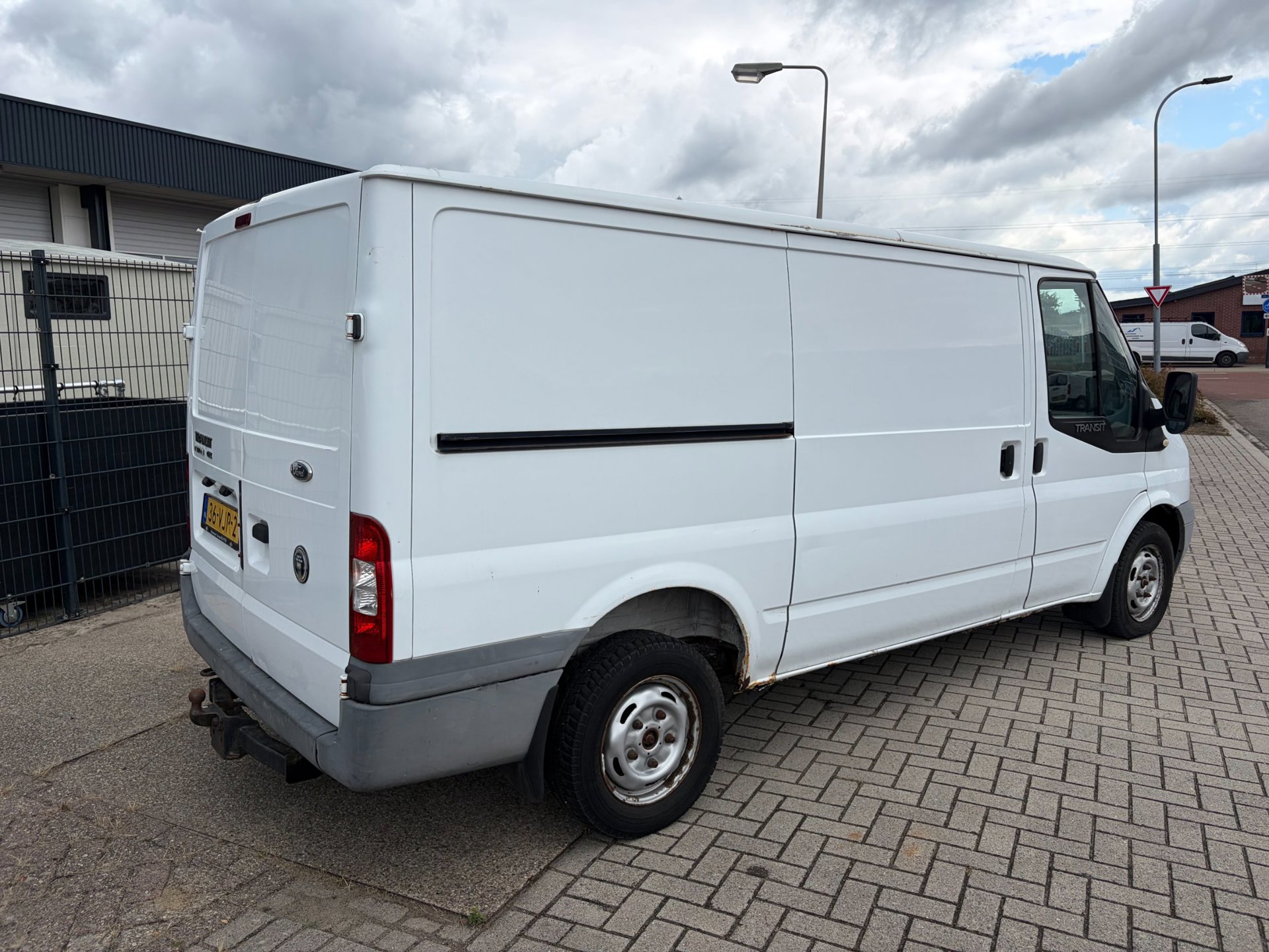 Foto van Ford Transit 280m FD Van 85 LR 4.23