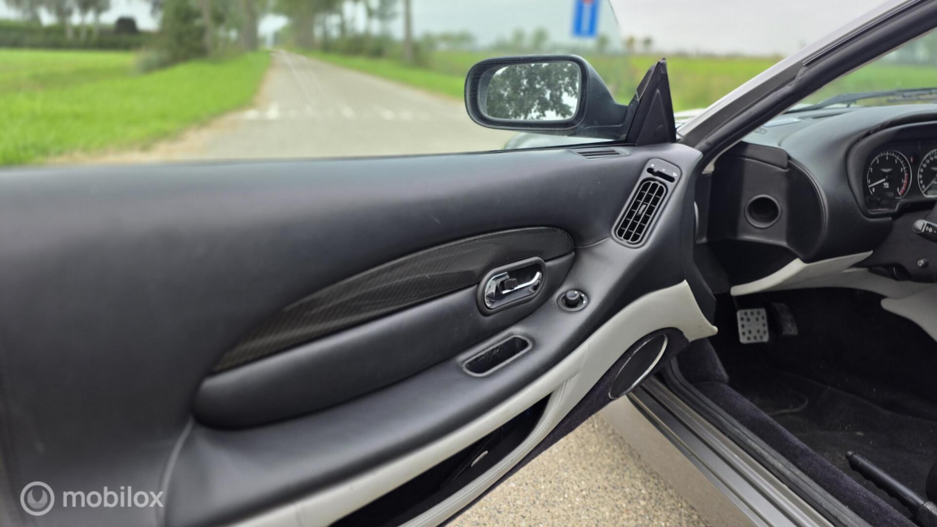 Foto van Aston Martin Db7 Vantage (coupe)