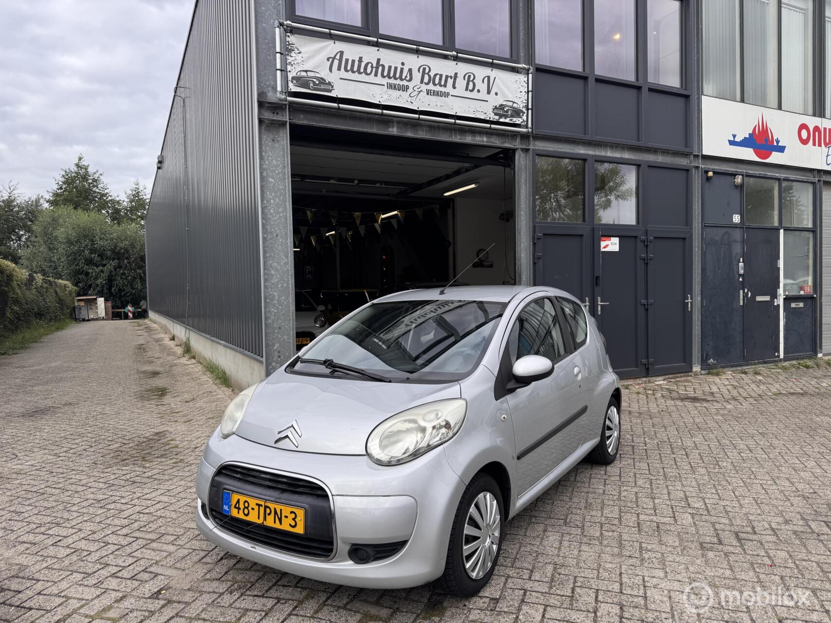 Citroen Citroen C1 1.0-12V Selection Airco! Nieuwe APK! NAP Logisch! 2012 - voorkant
