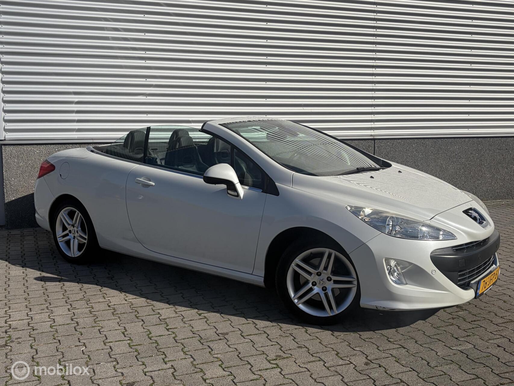 Foto van Peugeot 308 CC
