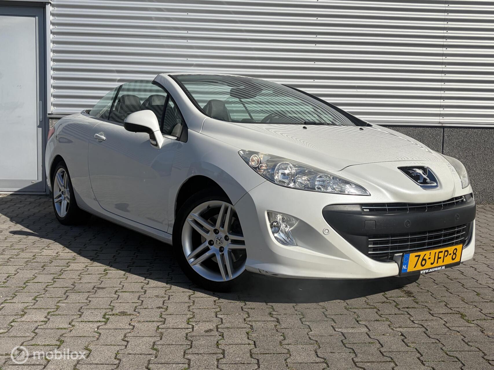 Foto van Peugeot 308 CC