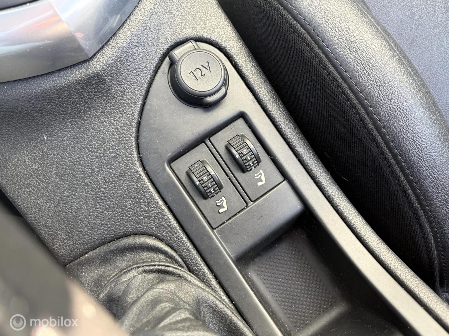 Foto van Peugeot 308 CC