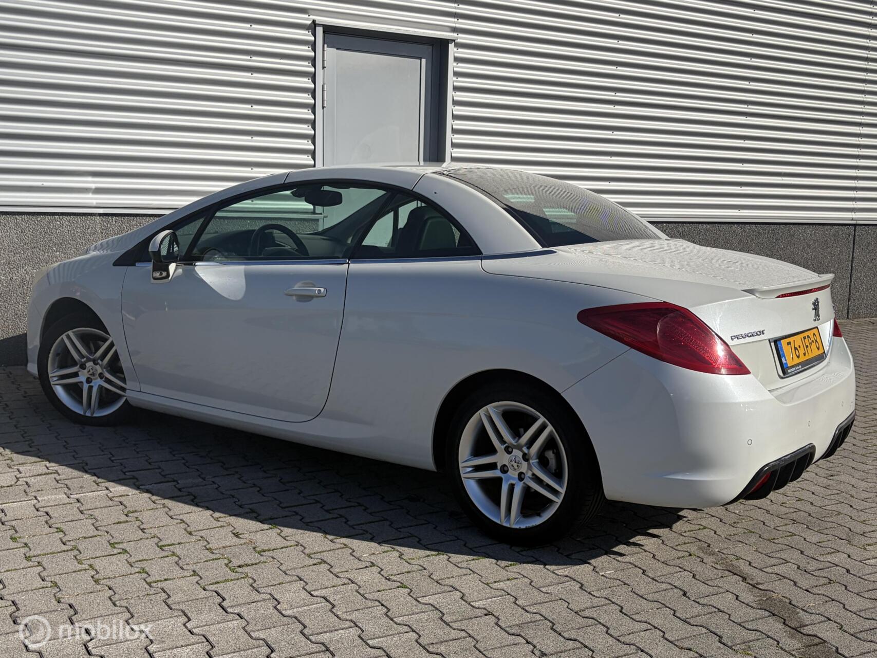 Foto van Peugeot 308 CC