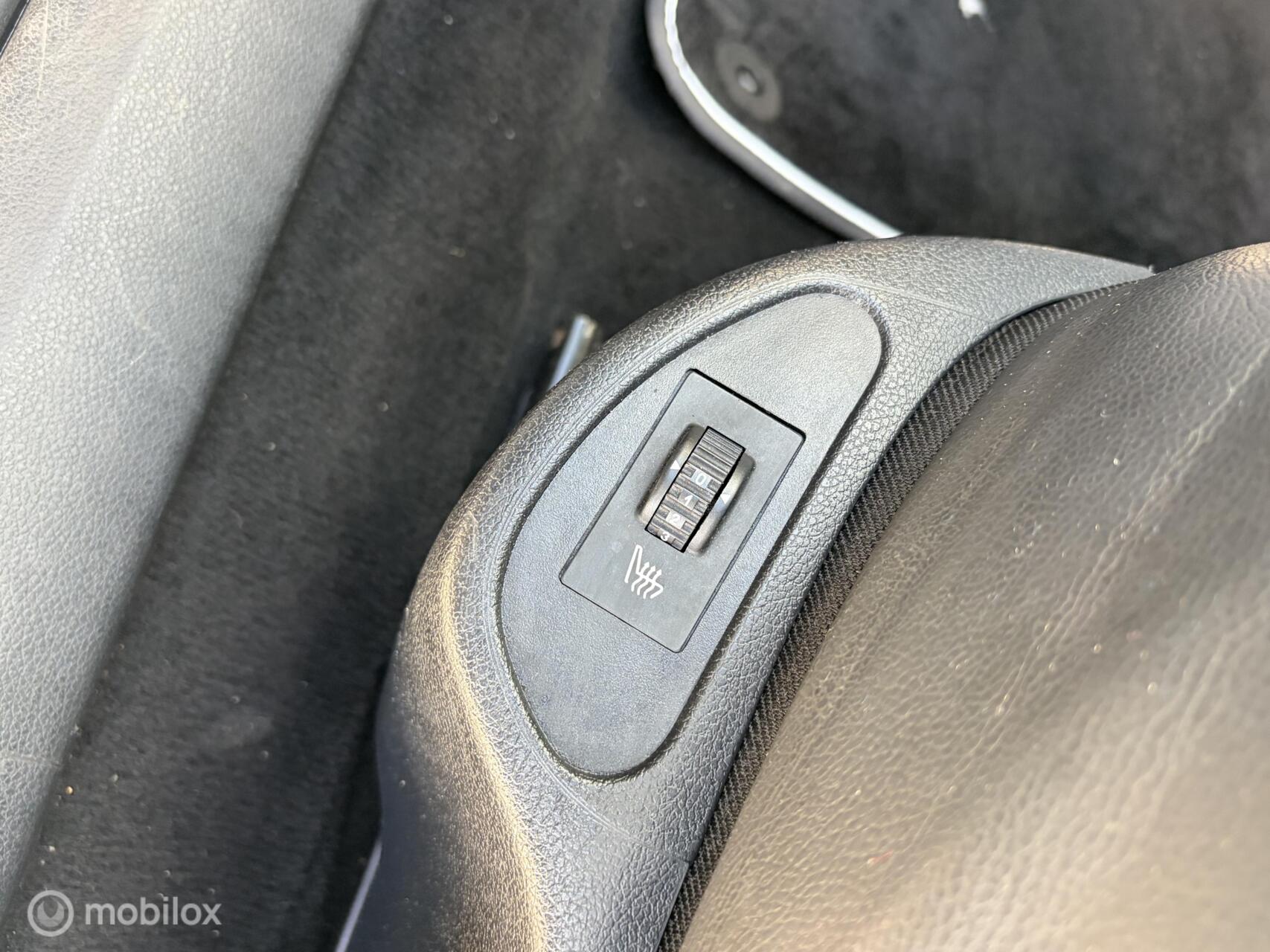 Foto van Peugeot 308 CC