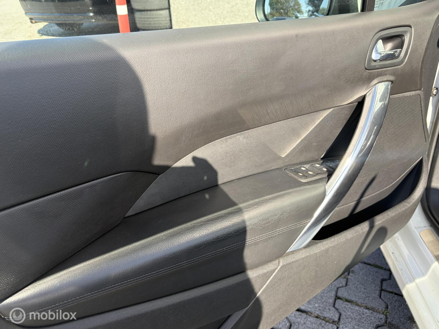 Foto van Peugeot 308 CC