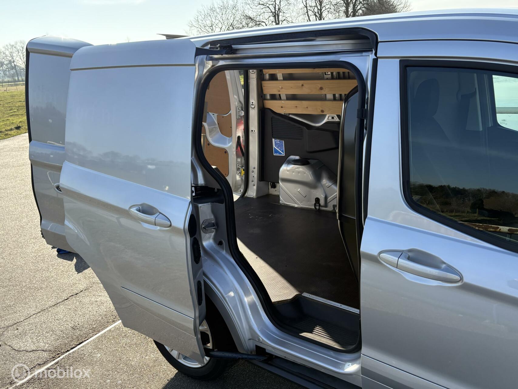 Foto van Ford Transit Courier