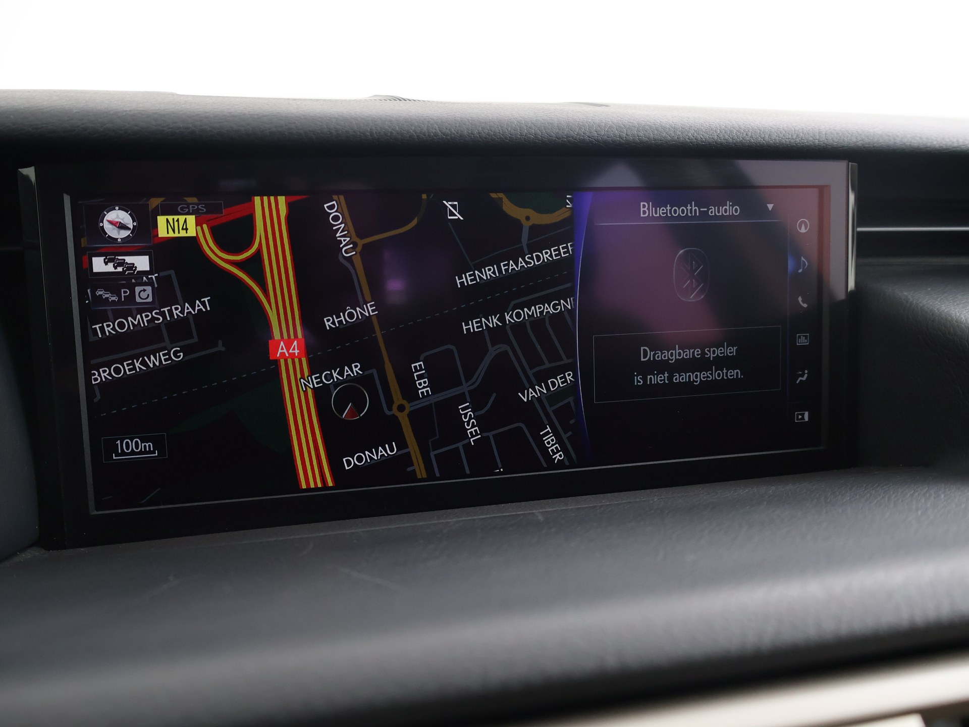 Foto van Lexus Lexus Is300h