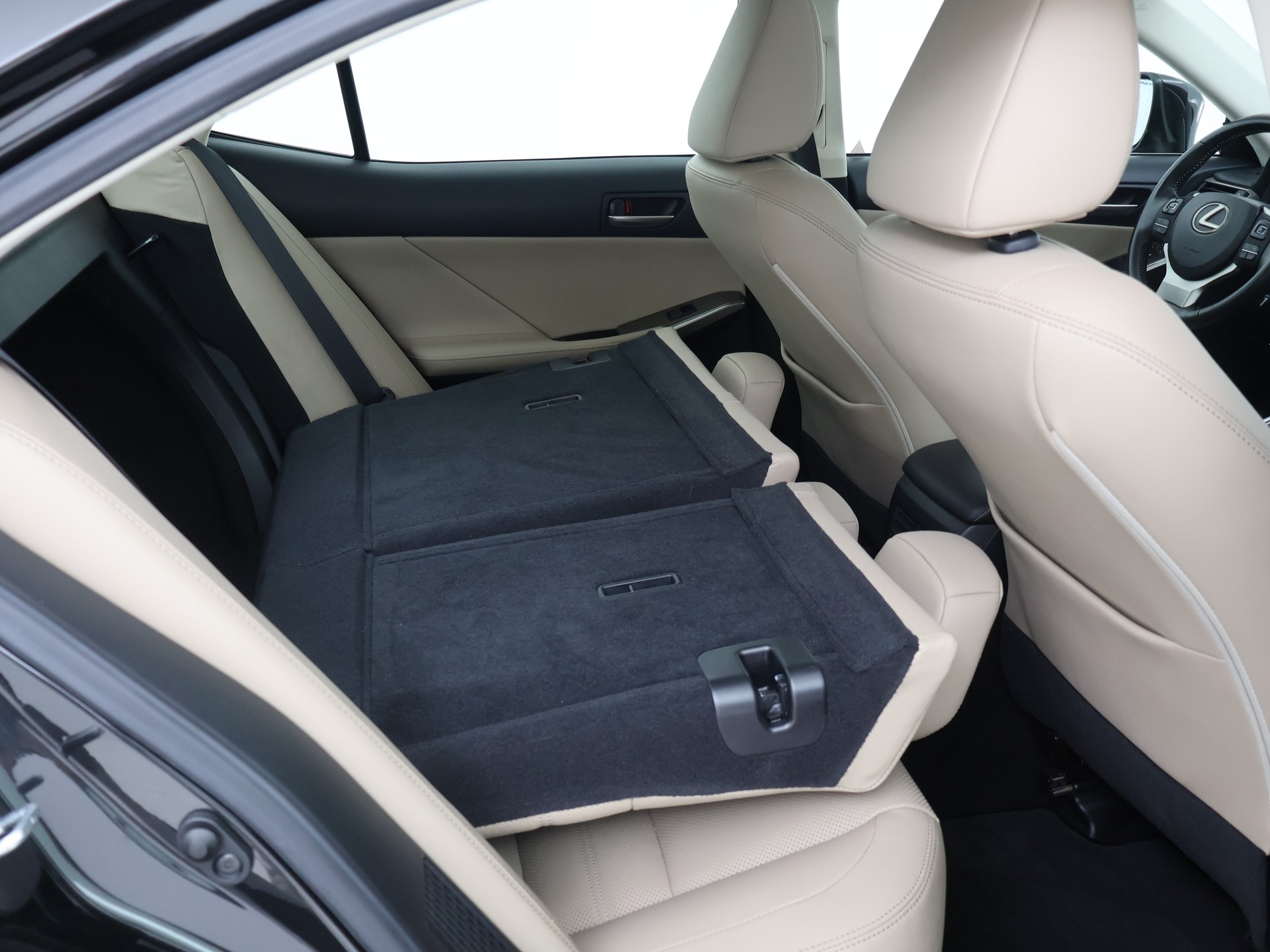 Foto van Lexus Lexus Is300h