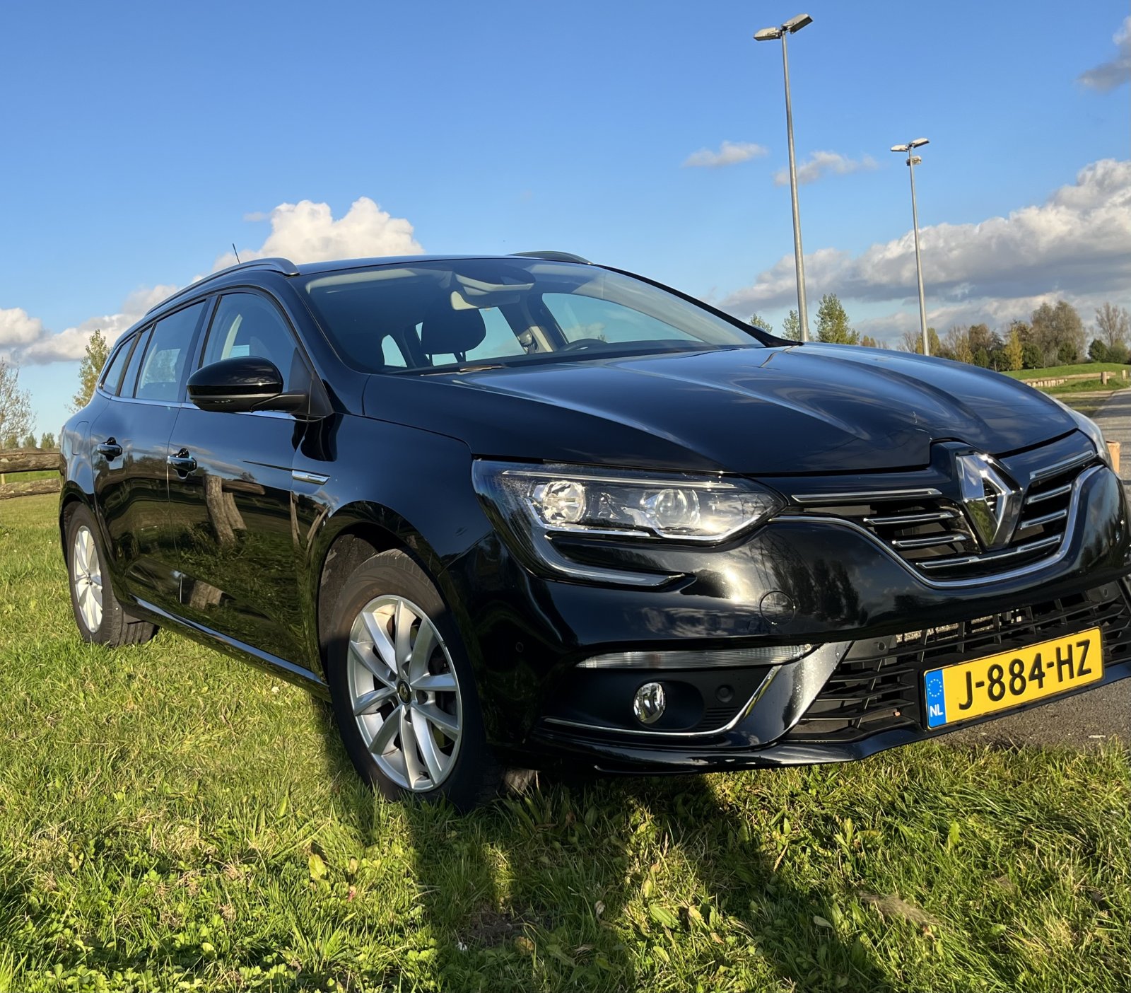 Renault Mégane Estate 1.3 TCe Limited 2019 - voorkant