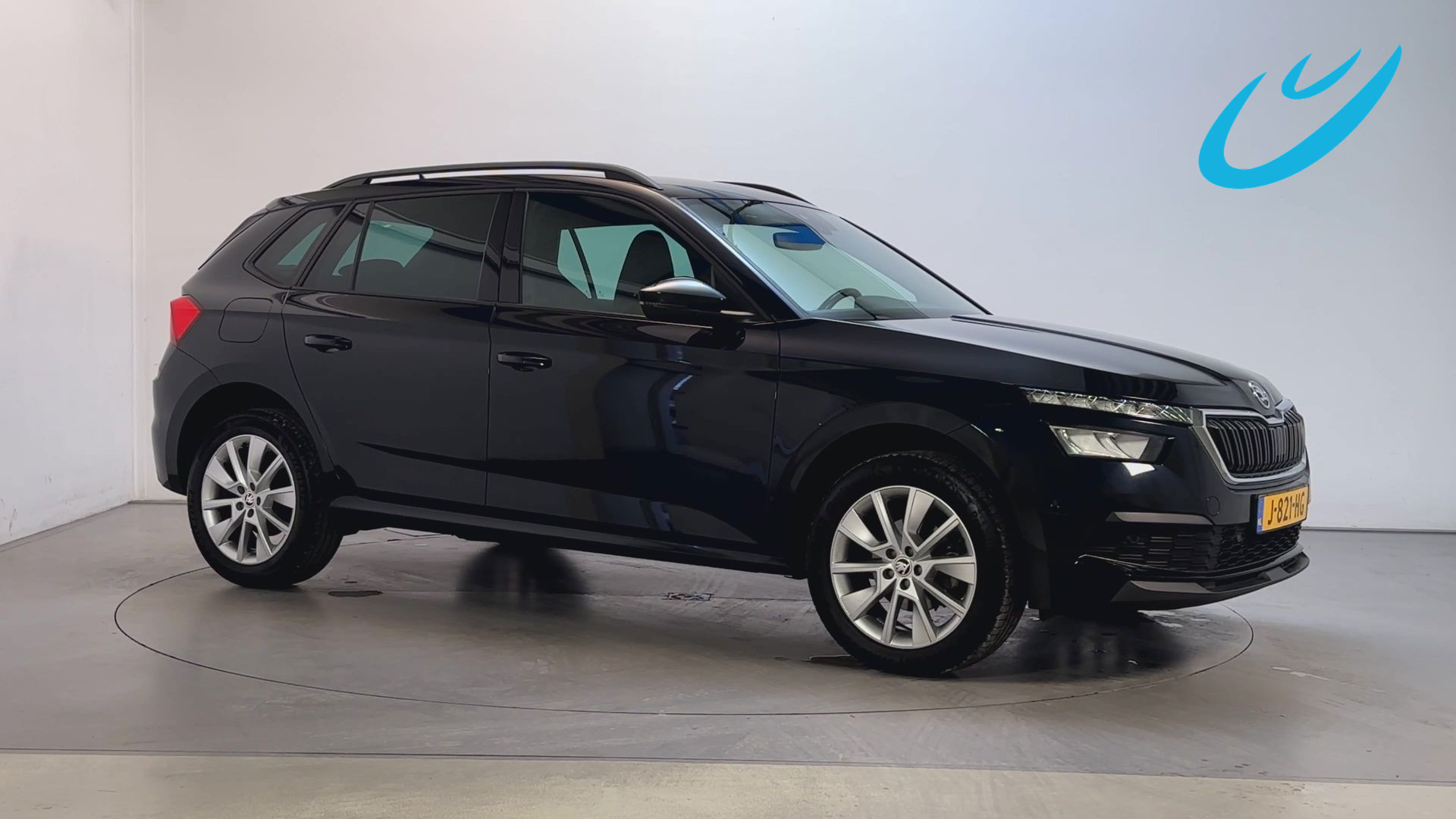 Skoda Kamiq 1.0 TSI 116pk DSG Sport Business Camera Stoelverwarming Adaptive Cruise 2020 - voorkant