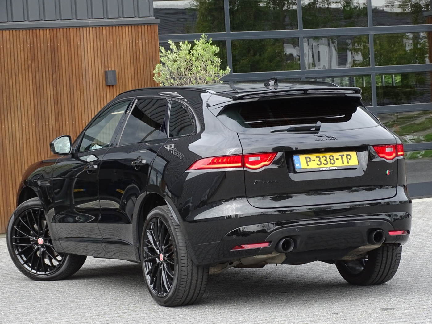 Foto van Jaguar Jaguar F-pace