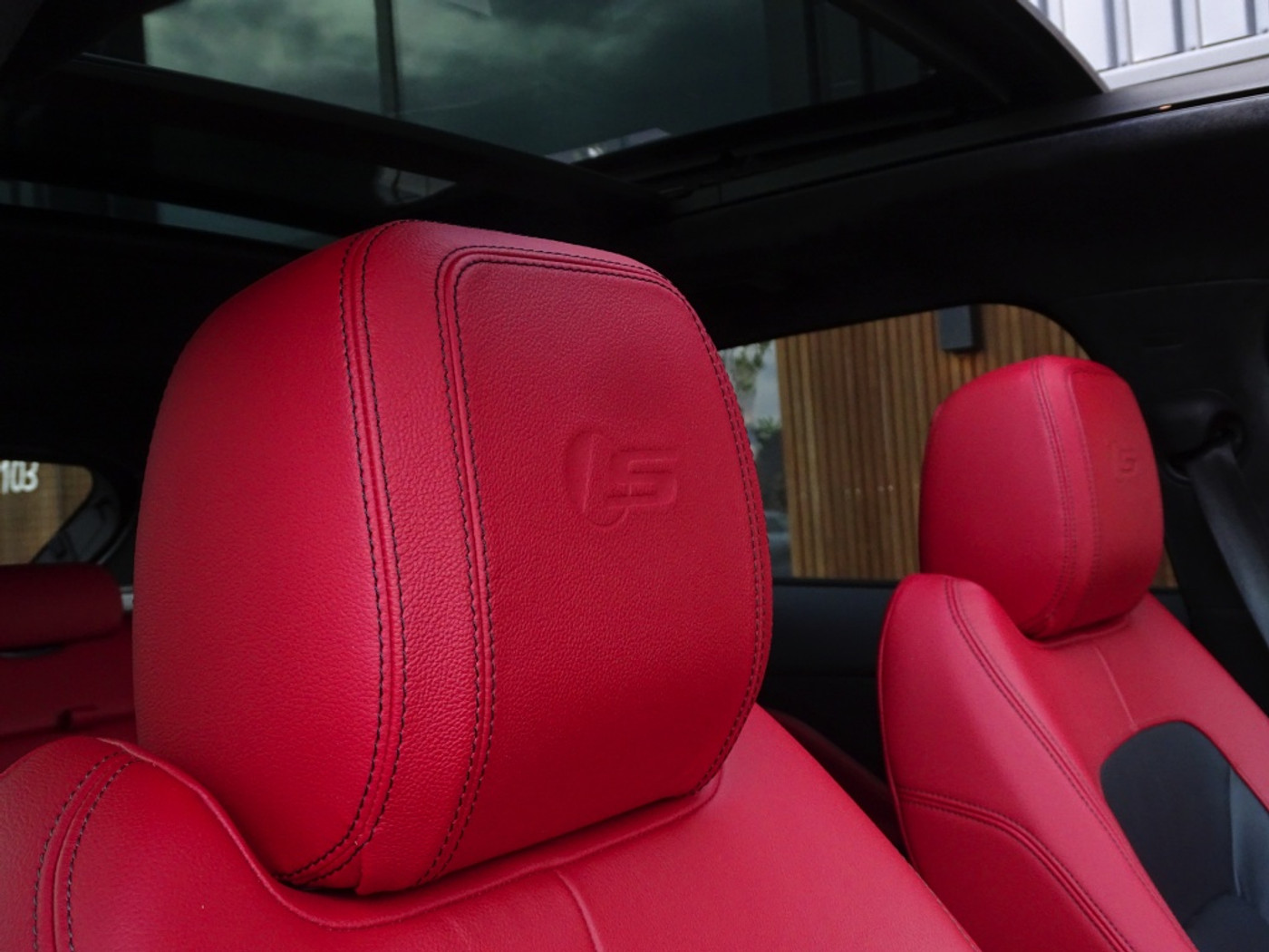 Foto van Jaguar Jaguar F-pace